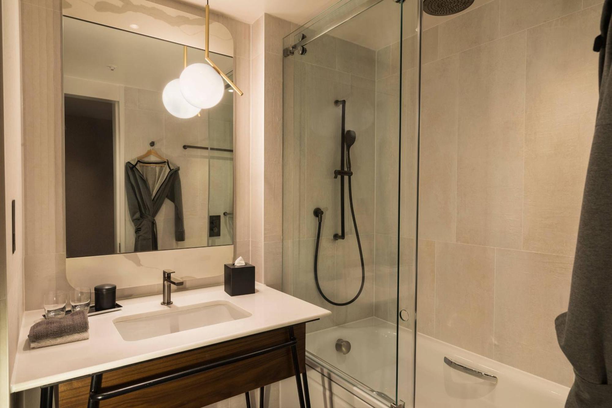 Family Room with Two Queen Beds,1643201226:JPEG