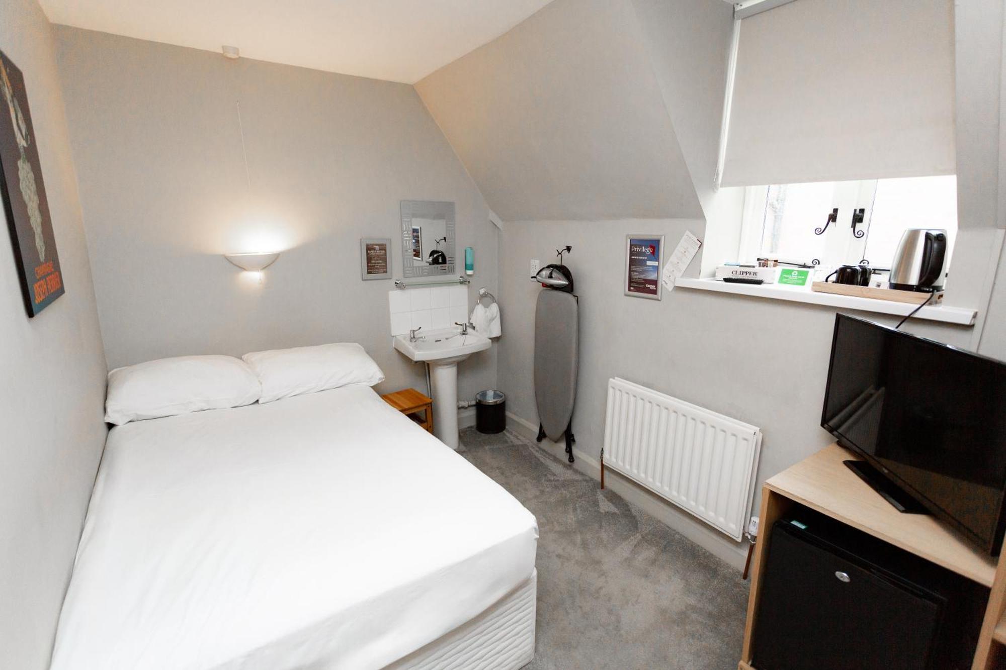 Compact Single Room,1643754112:JPEG