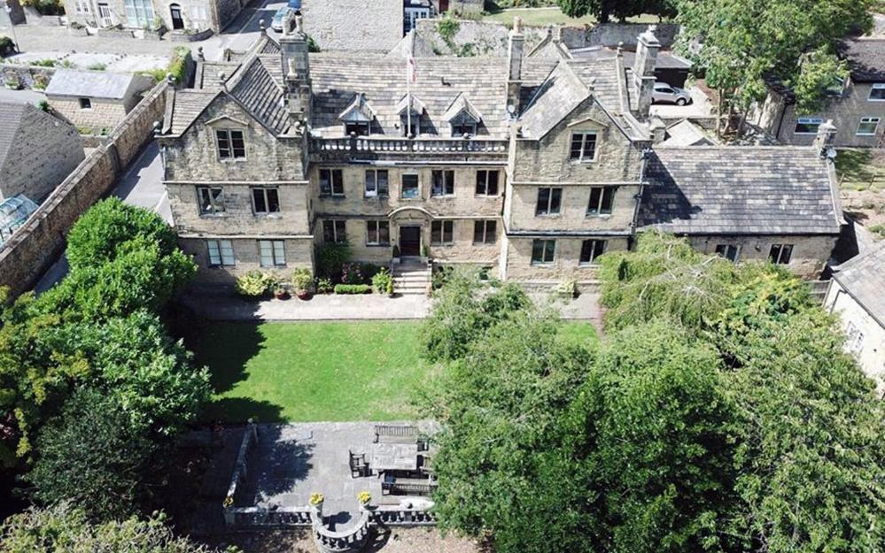 Deluxe Family Room,1643764218:JPEG