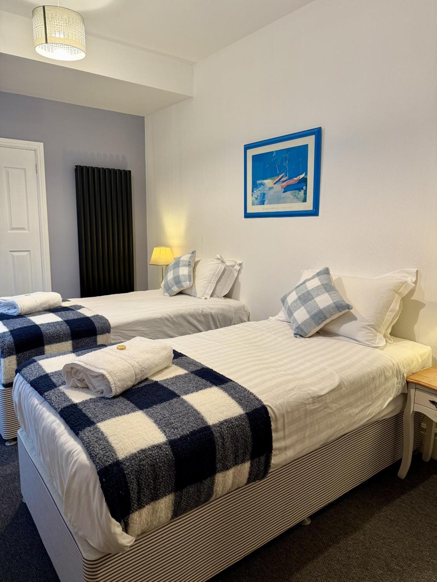 Twin Room with Private Bathroom,1646546220:JPEG