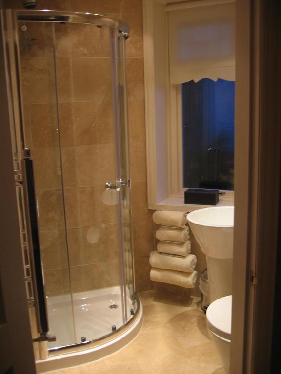 Large Double or Twin Room