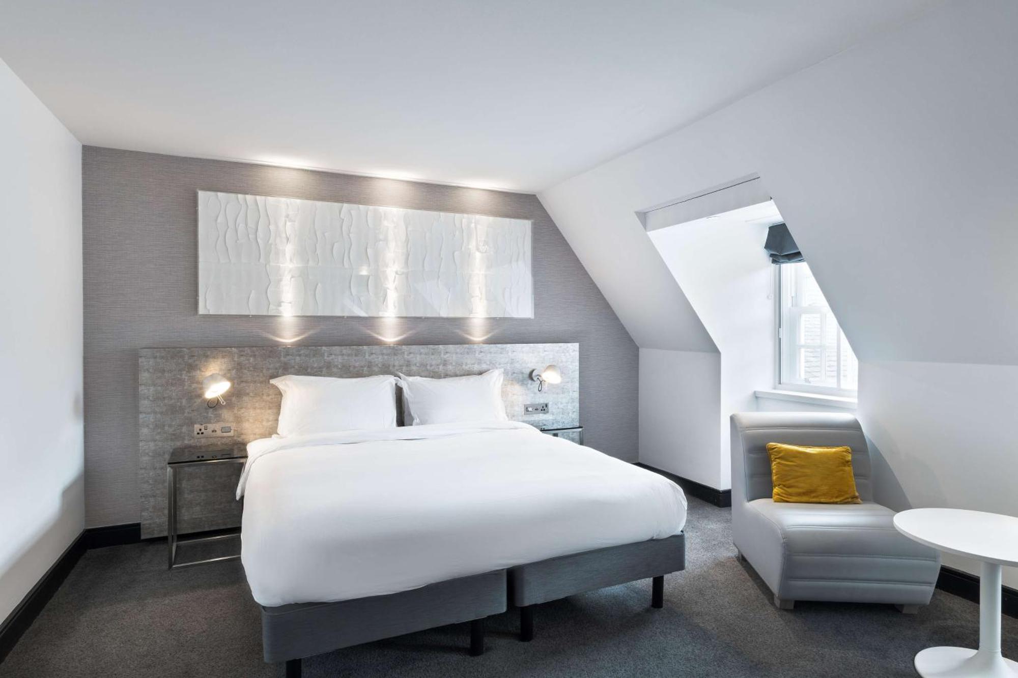 Standard Room,1657139263:JPEG