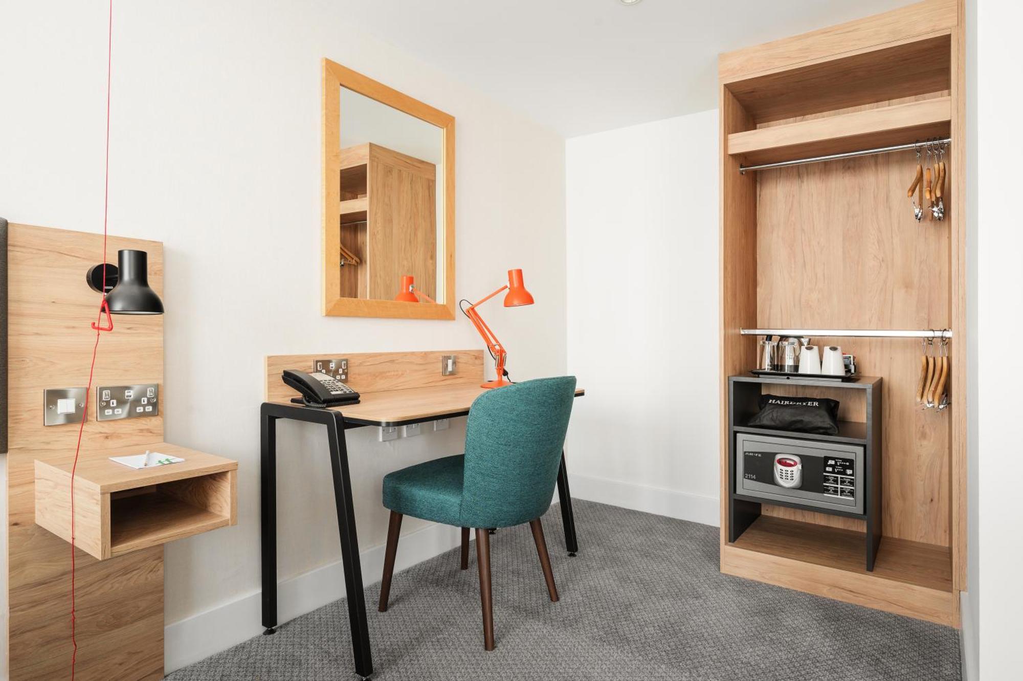 Premium King Room,1658070746:JPEG