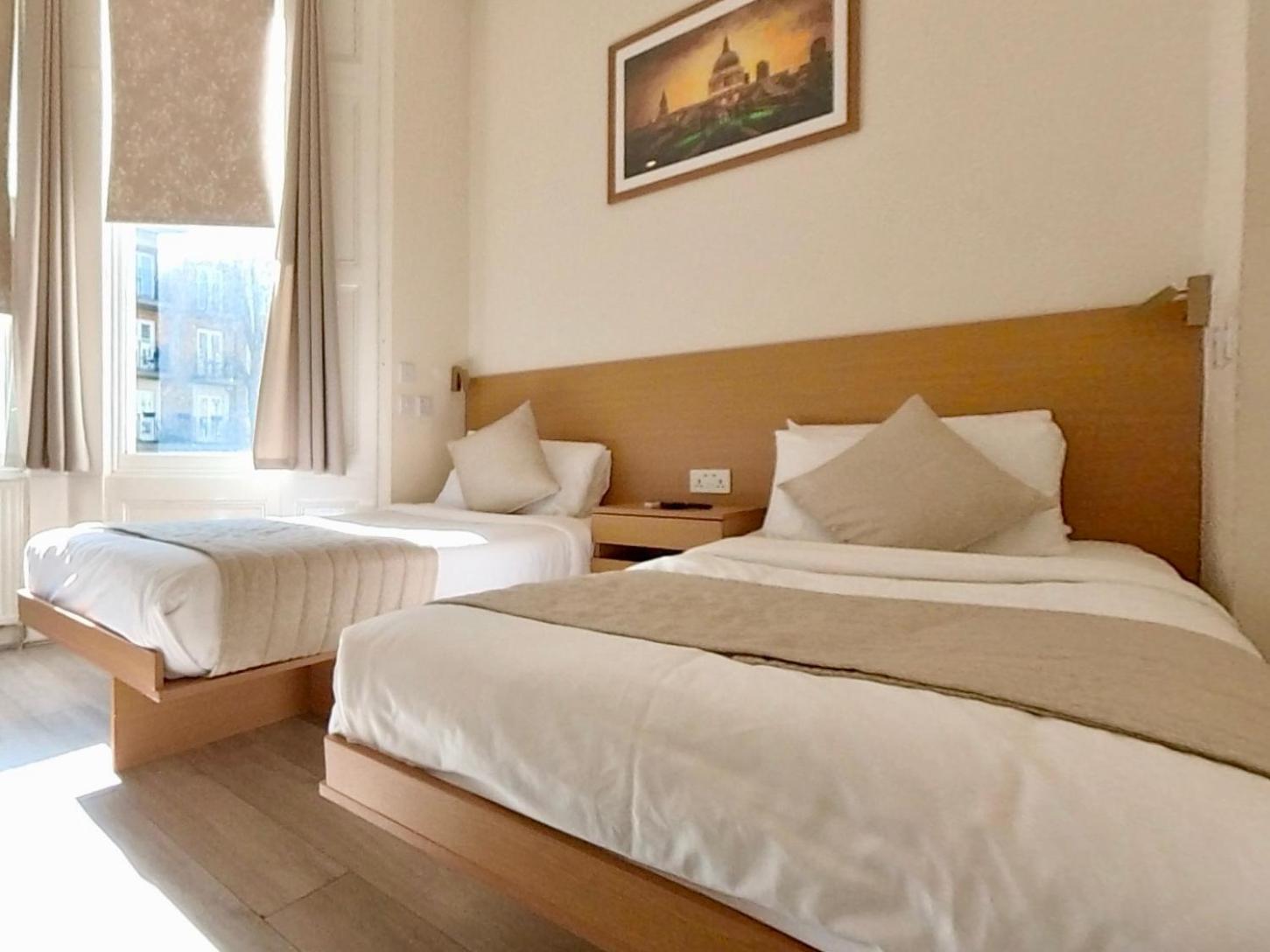 Twin Room,1658758361:JPEG