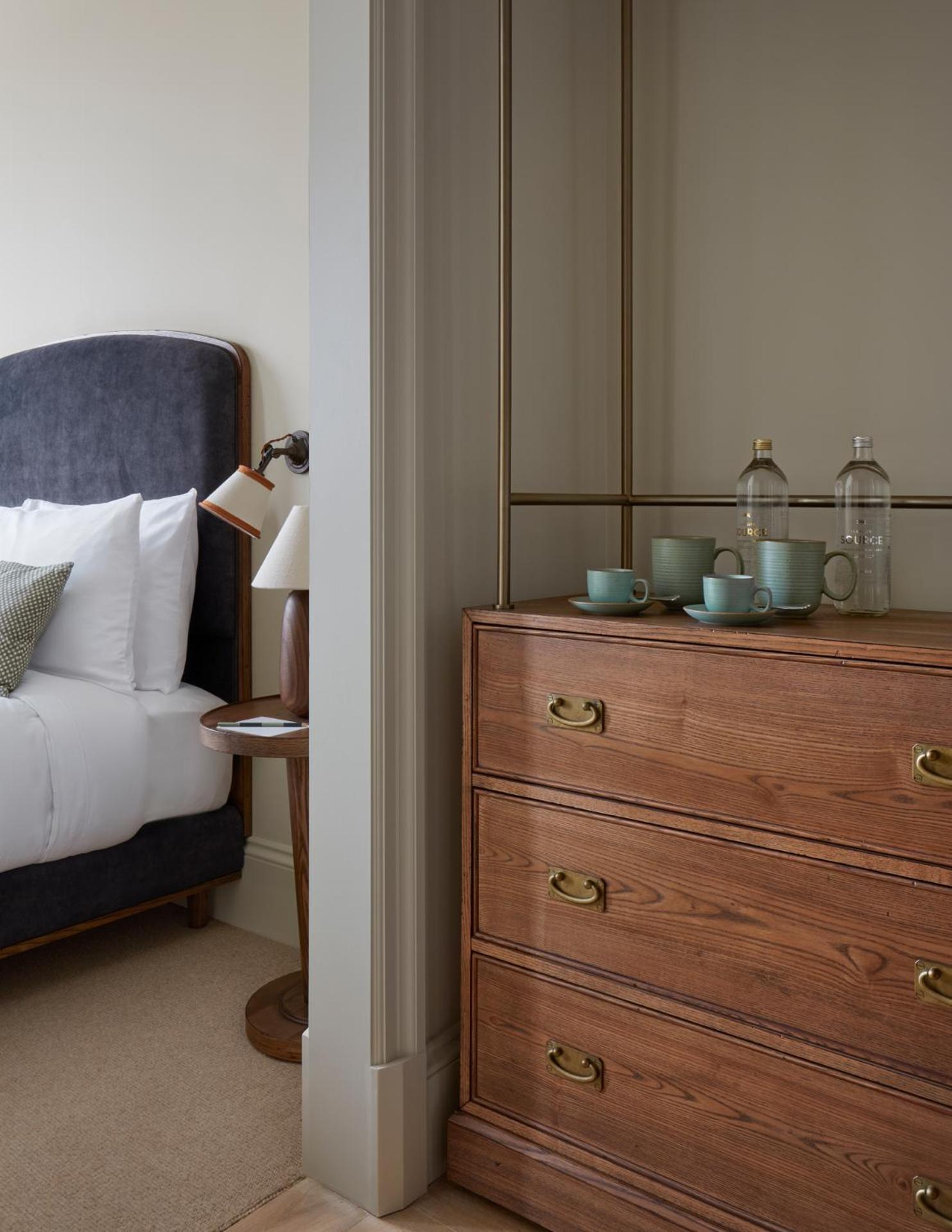 The Classic,1659453494:JPEG