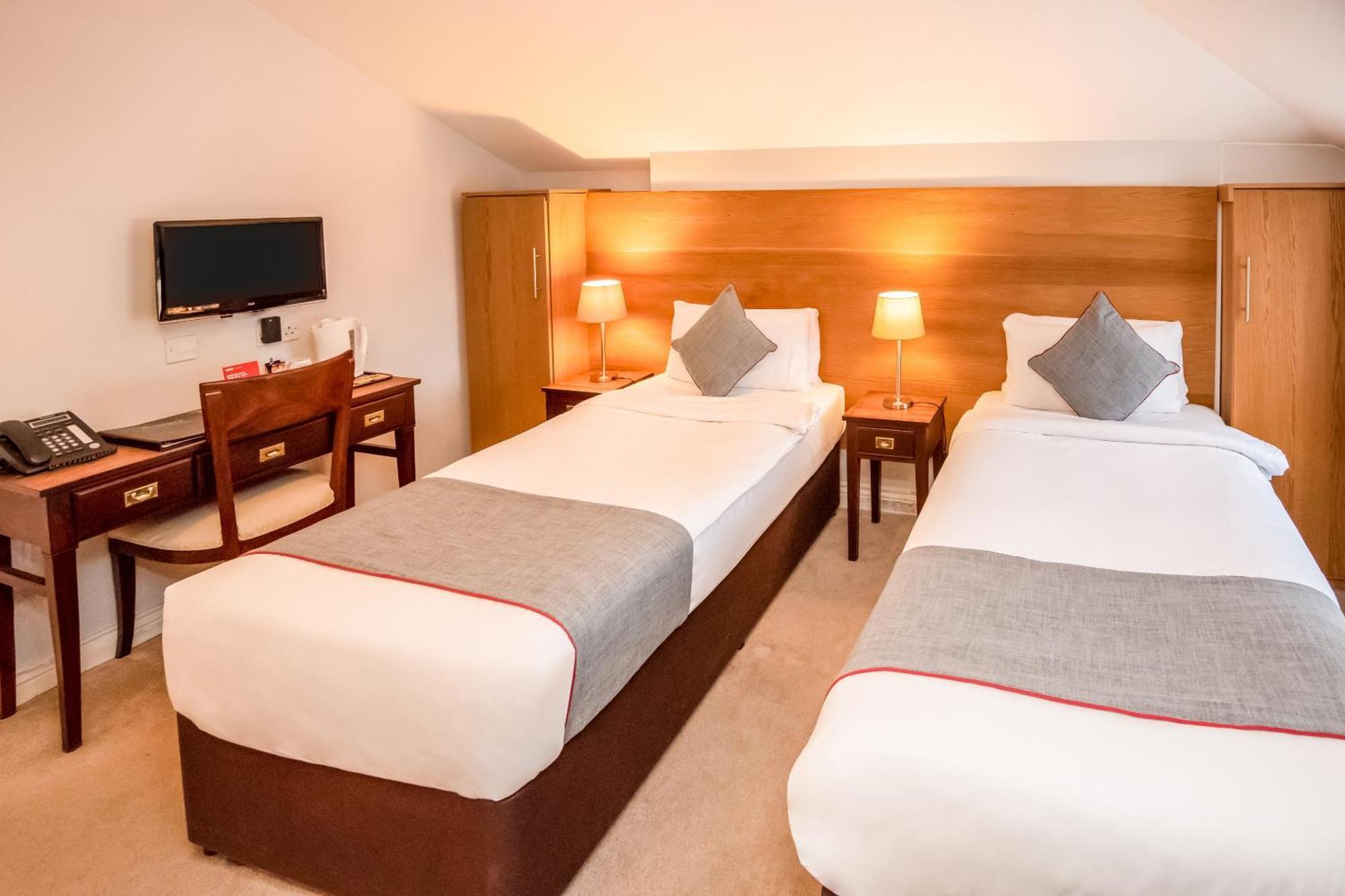 Standard Twin Room,1659470097:JPEG