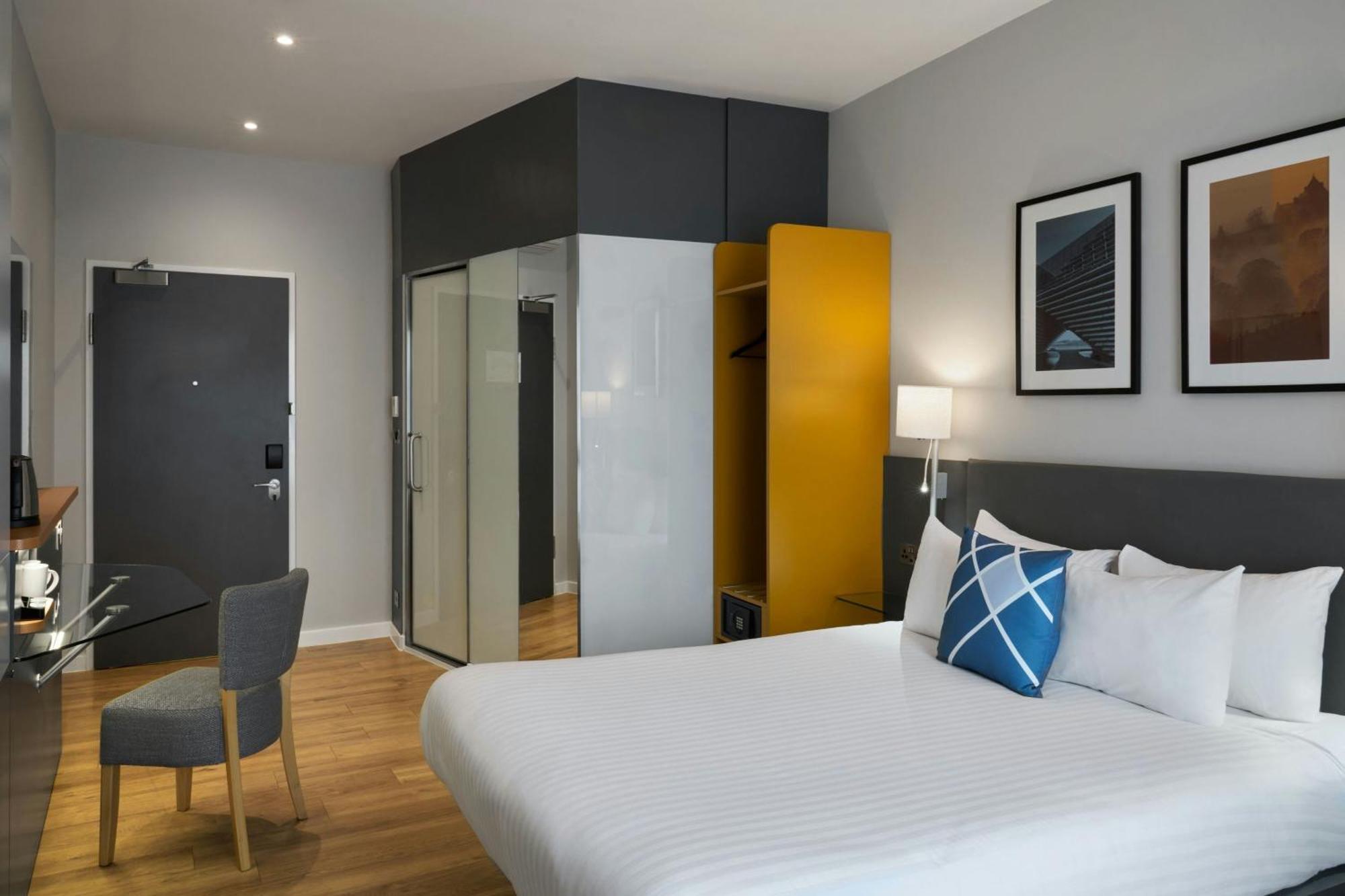 Standard Double Room,1660337095:JPEG