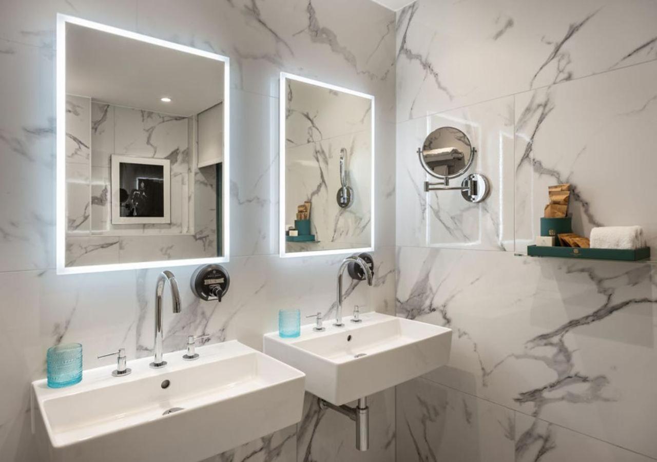 Superior Master Suite,1661631123:JPEG