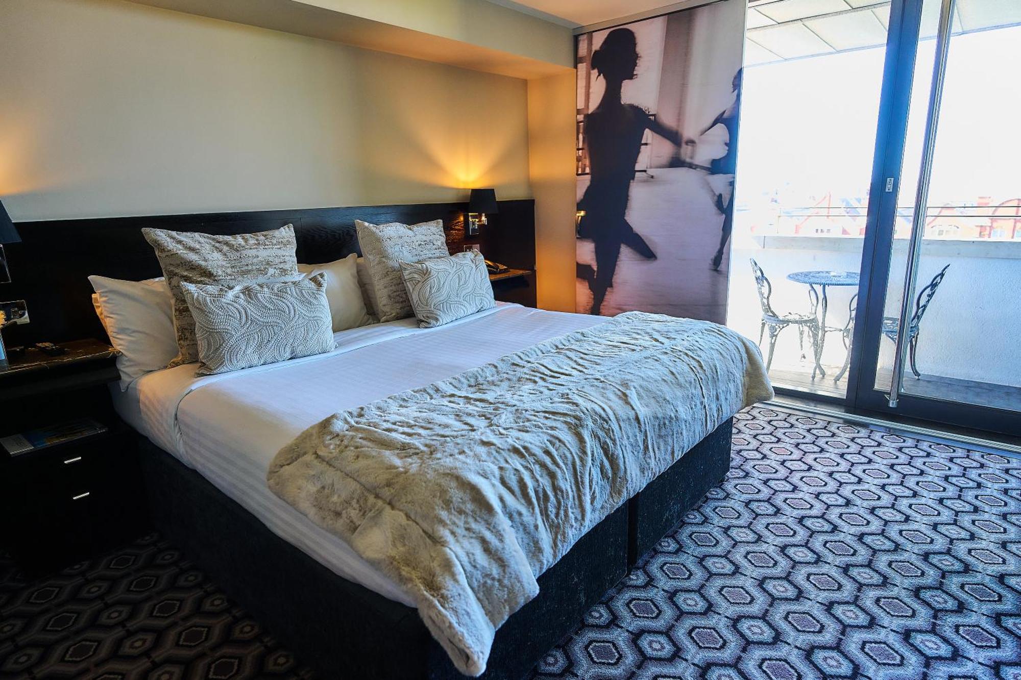 Junior Suite,1662977547:JPEG