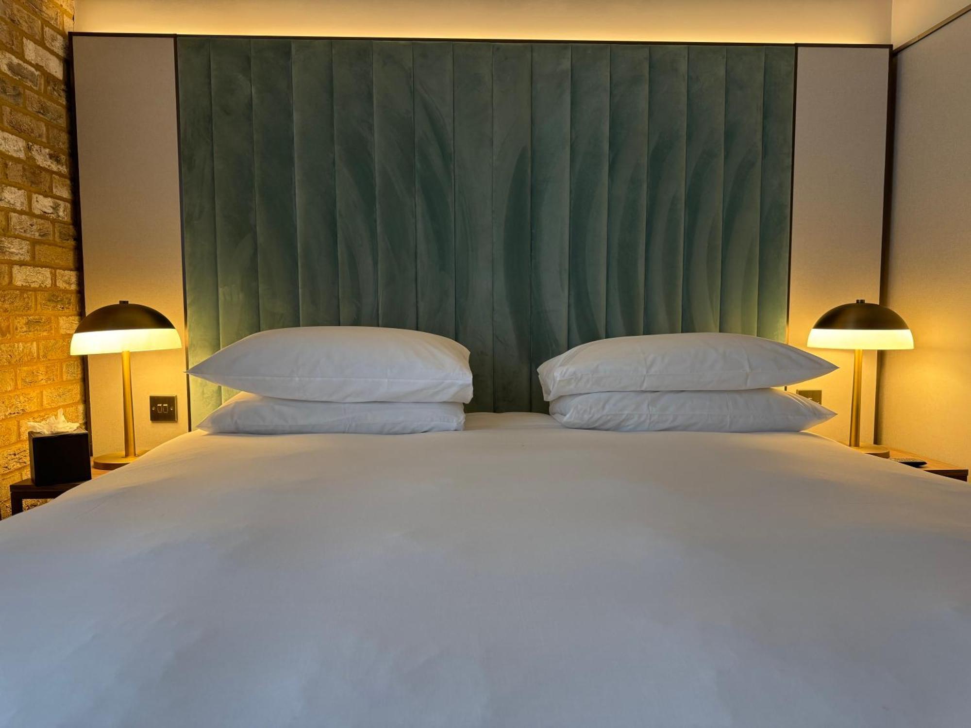 Supreme room
