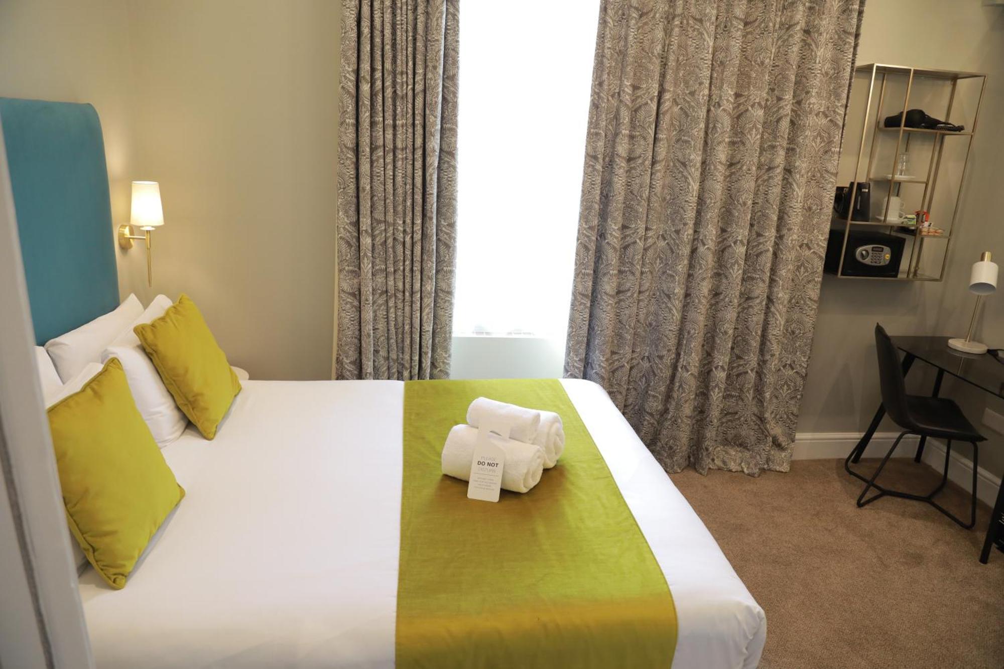 Double Room,1669817394:JPEG