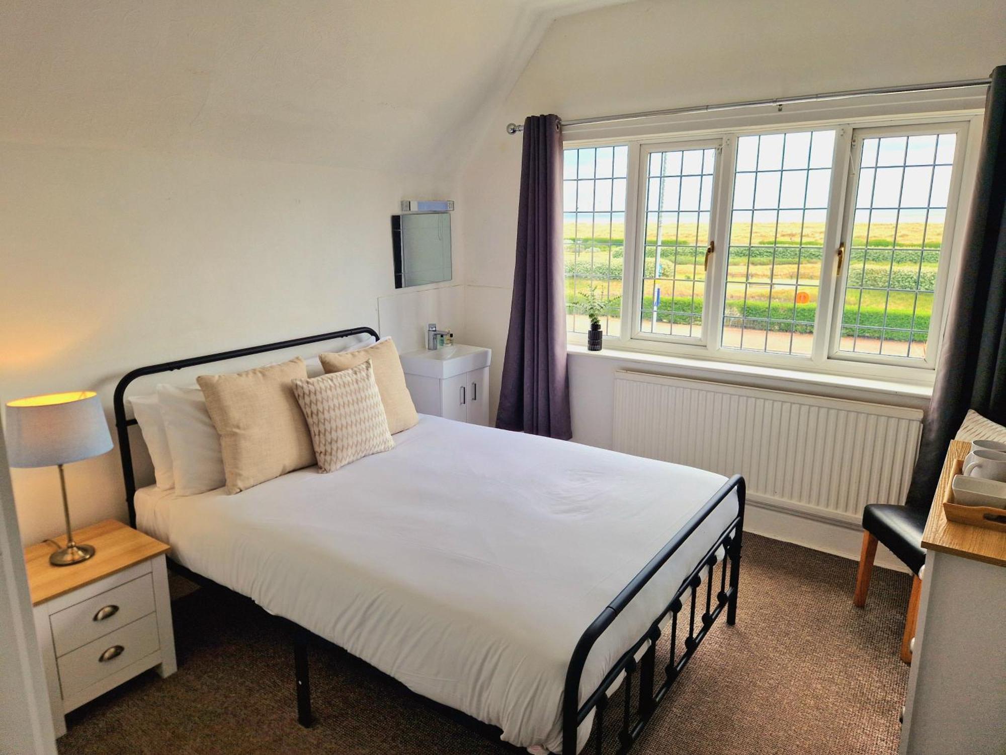 Double Room,1678623545:JPEG