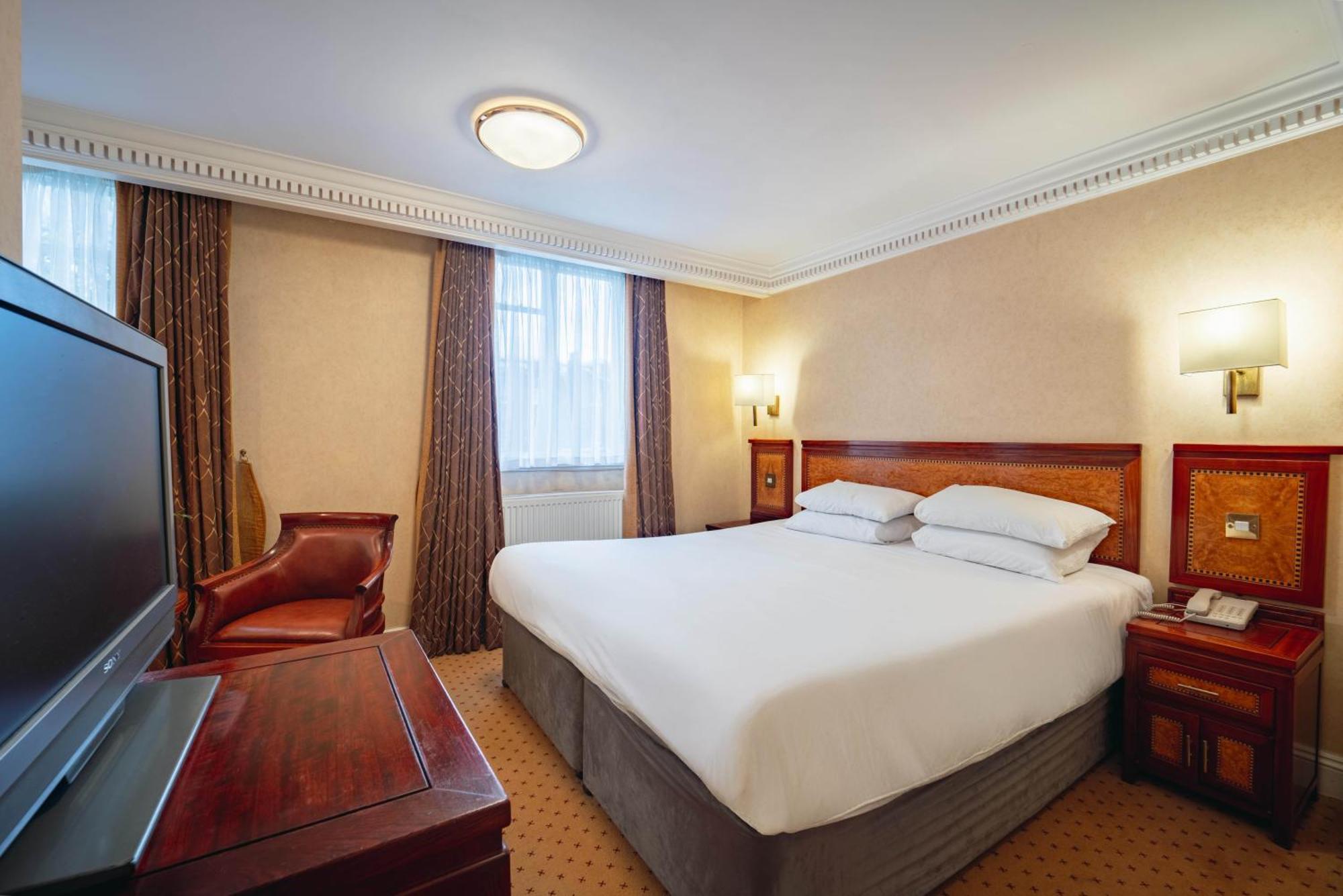 Double Room,1678630297:JPEG