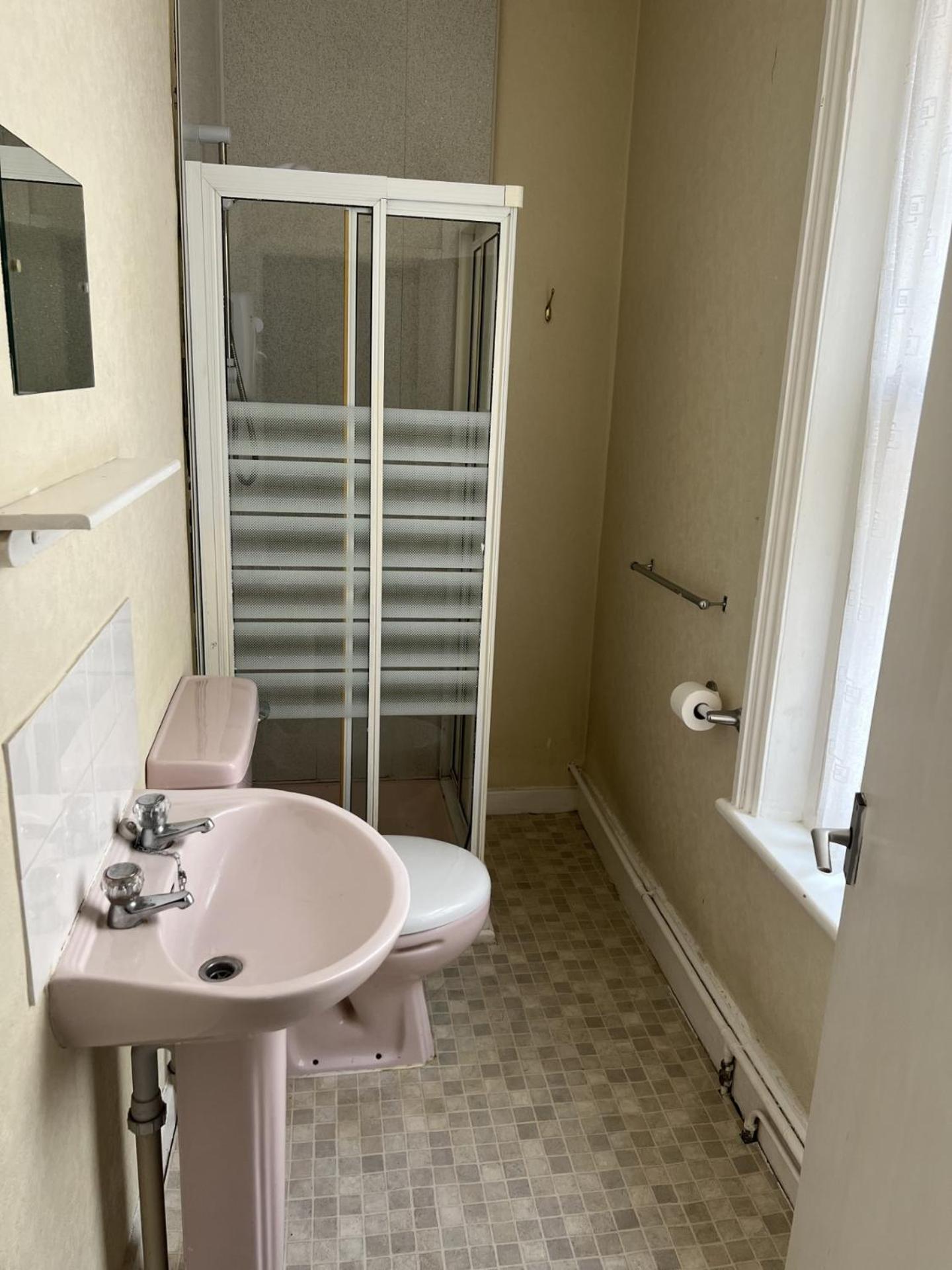 Double Room Private Bathroom,1678633345:JPEG