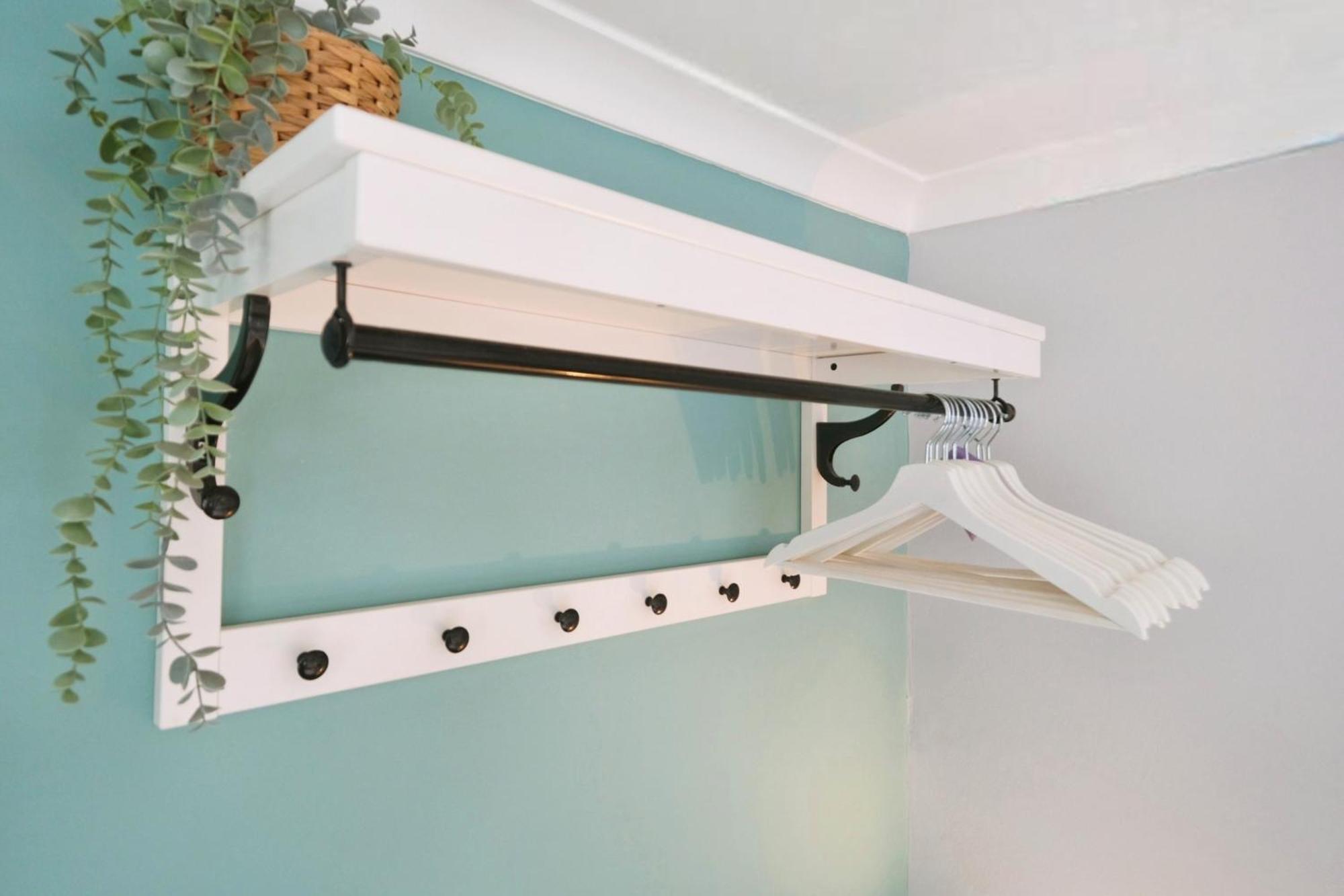 Twin Room (No Dogs),1680576469:JPEG