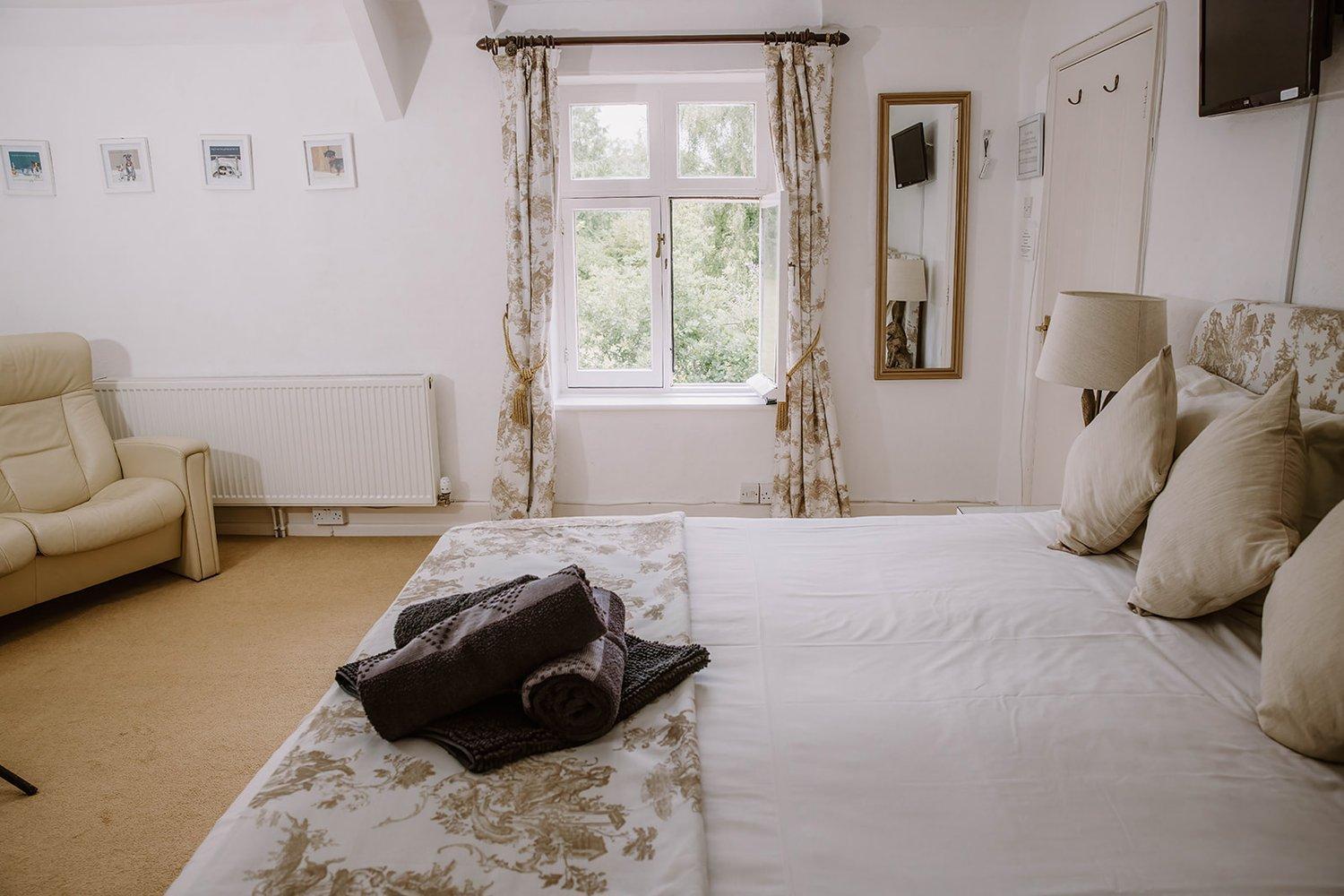 Deluxe King Room