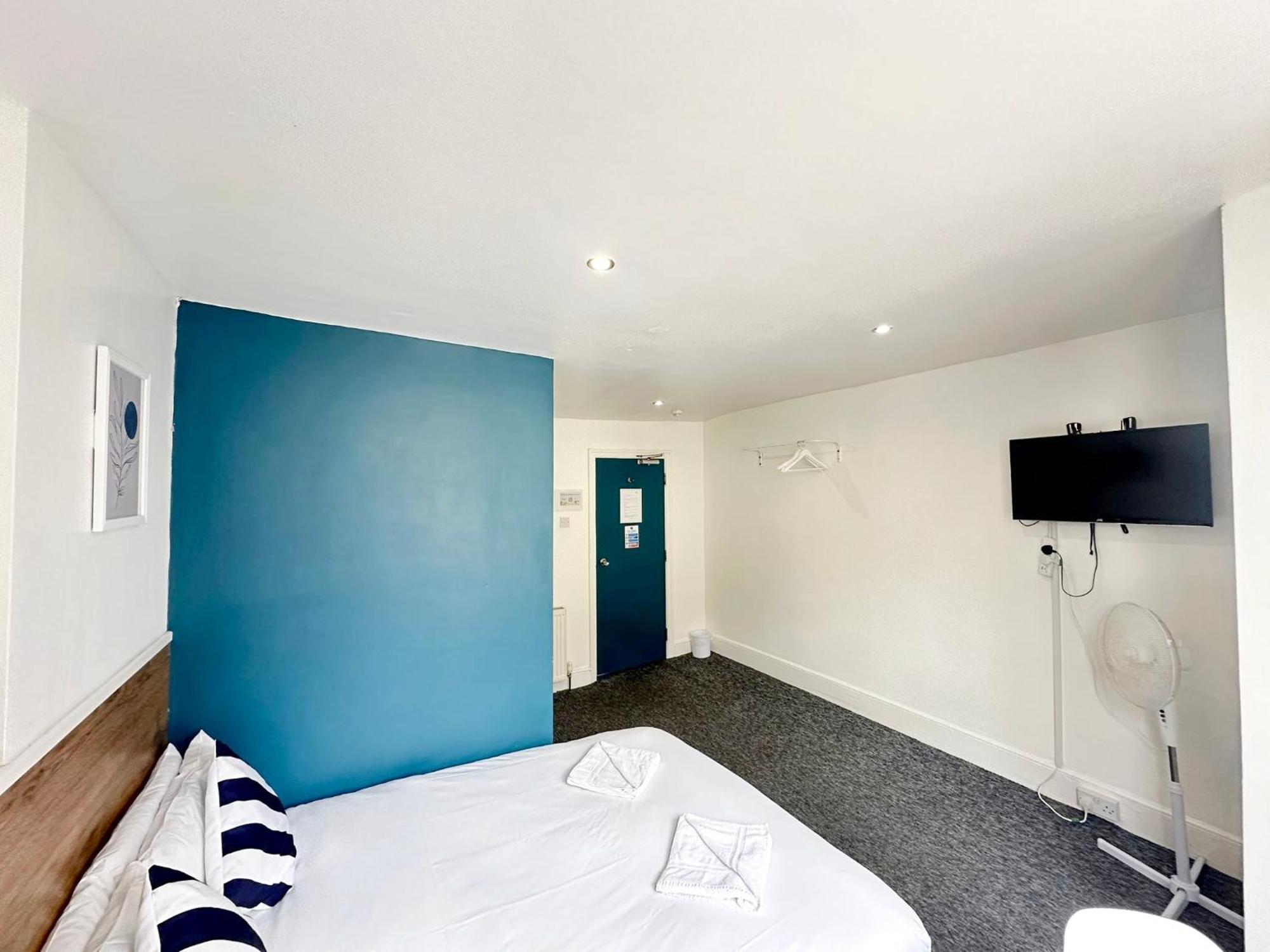 Double Room with Private Bathroom