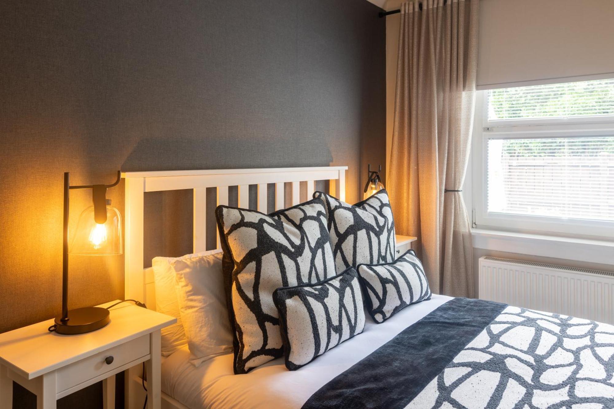 One-Bedroom Apartment with Garden,1694548845:JPEG