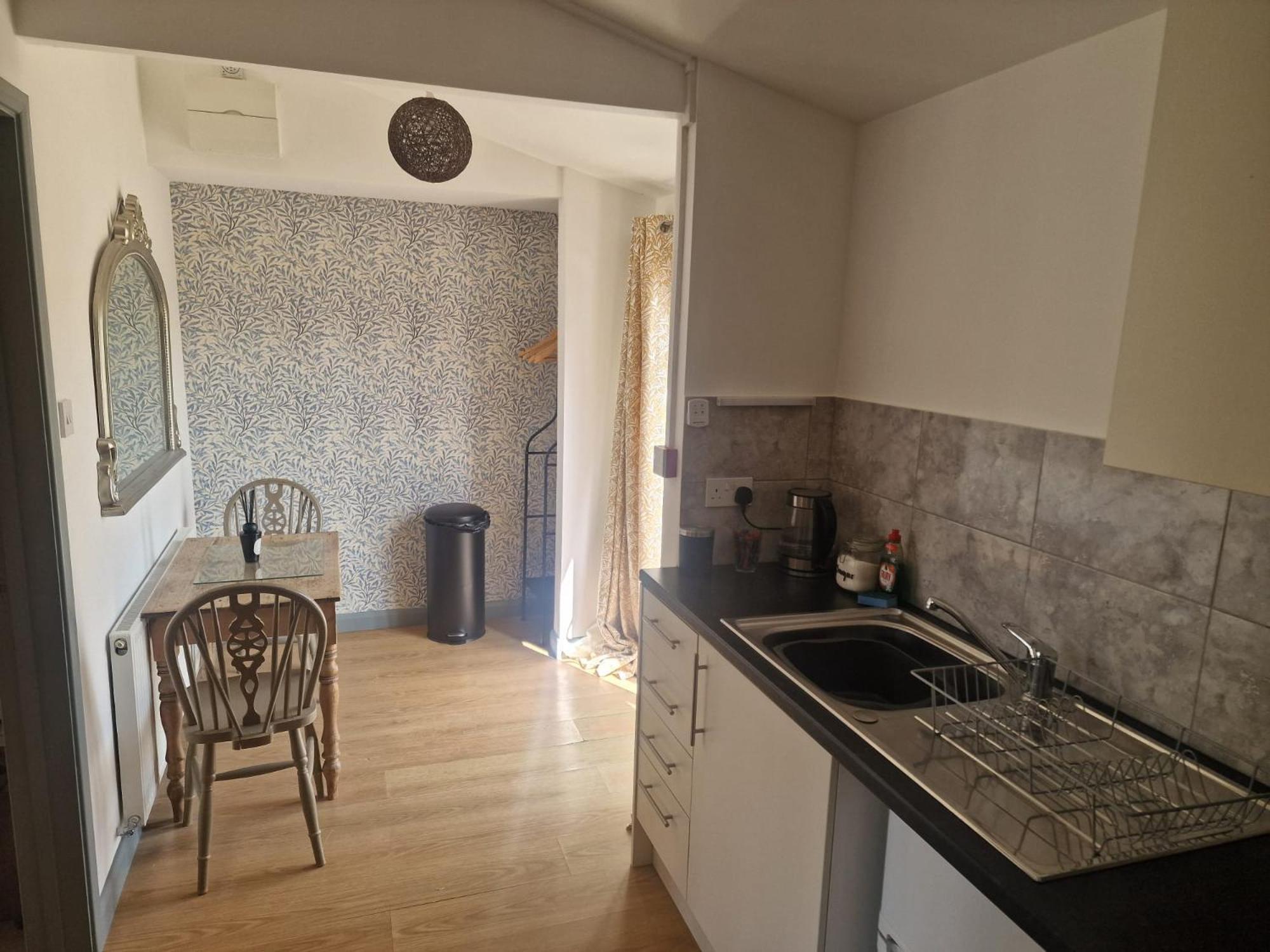 Superior King Room,1694566974:JPEG