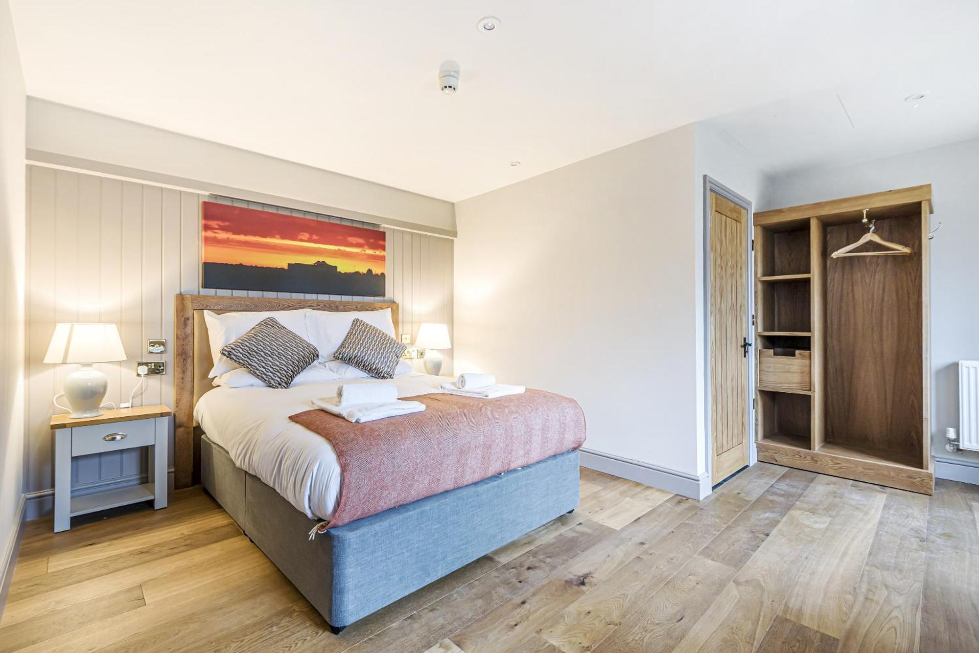 Superior King Room
