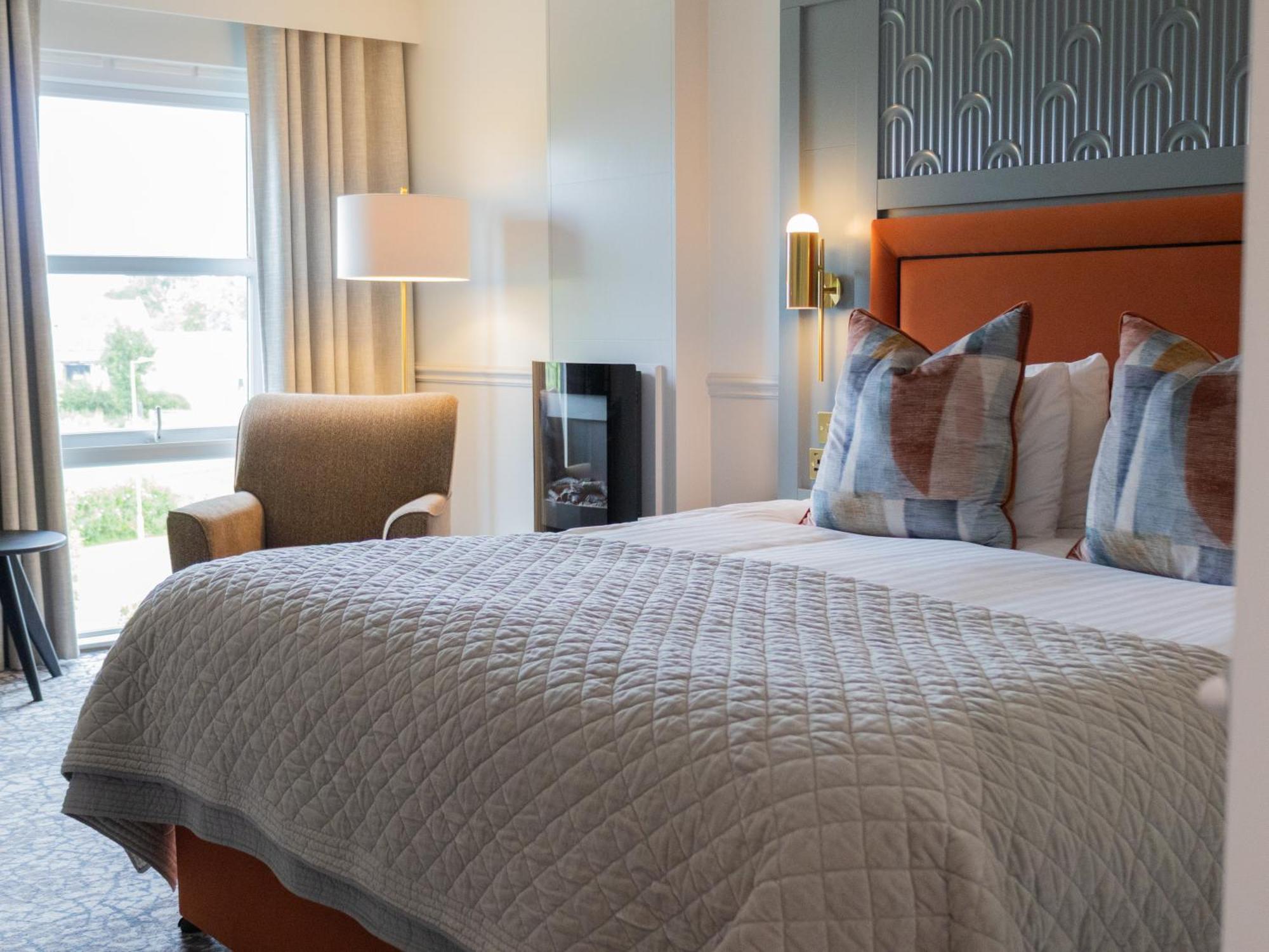 Deluxe Double or Twin Room,1697776939:JPEG
