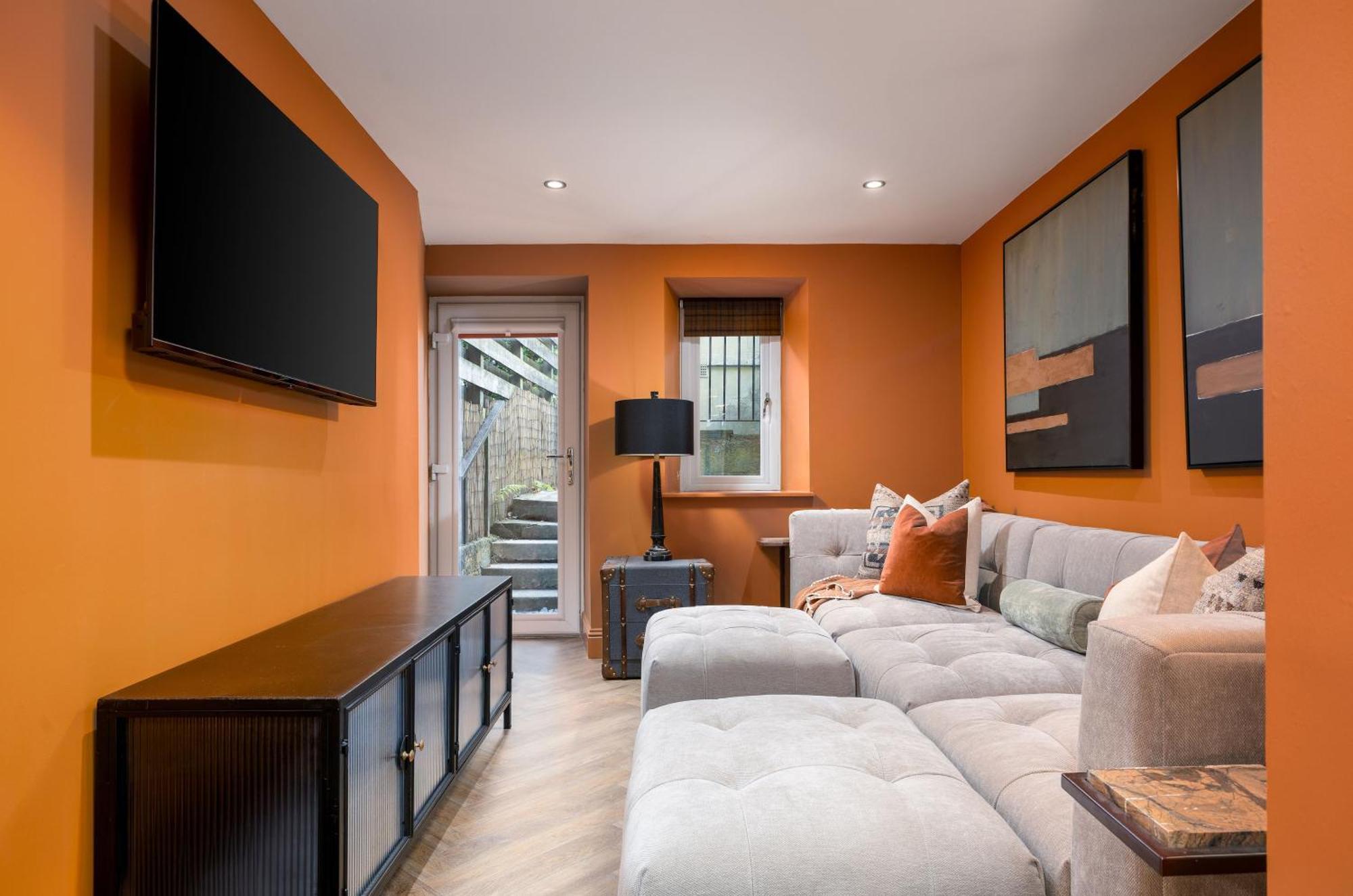 Deluxe Family Suite,1699102533:JPEG