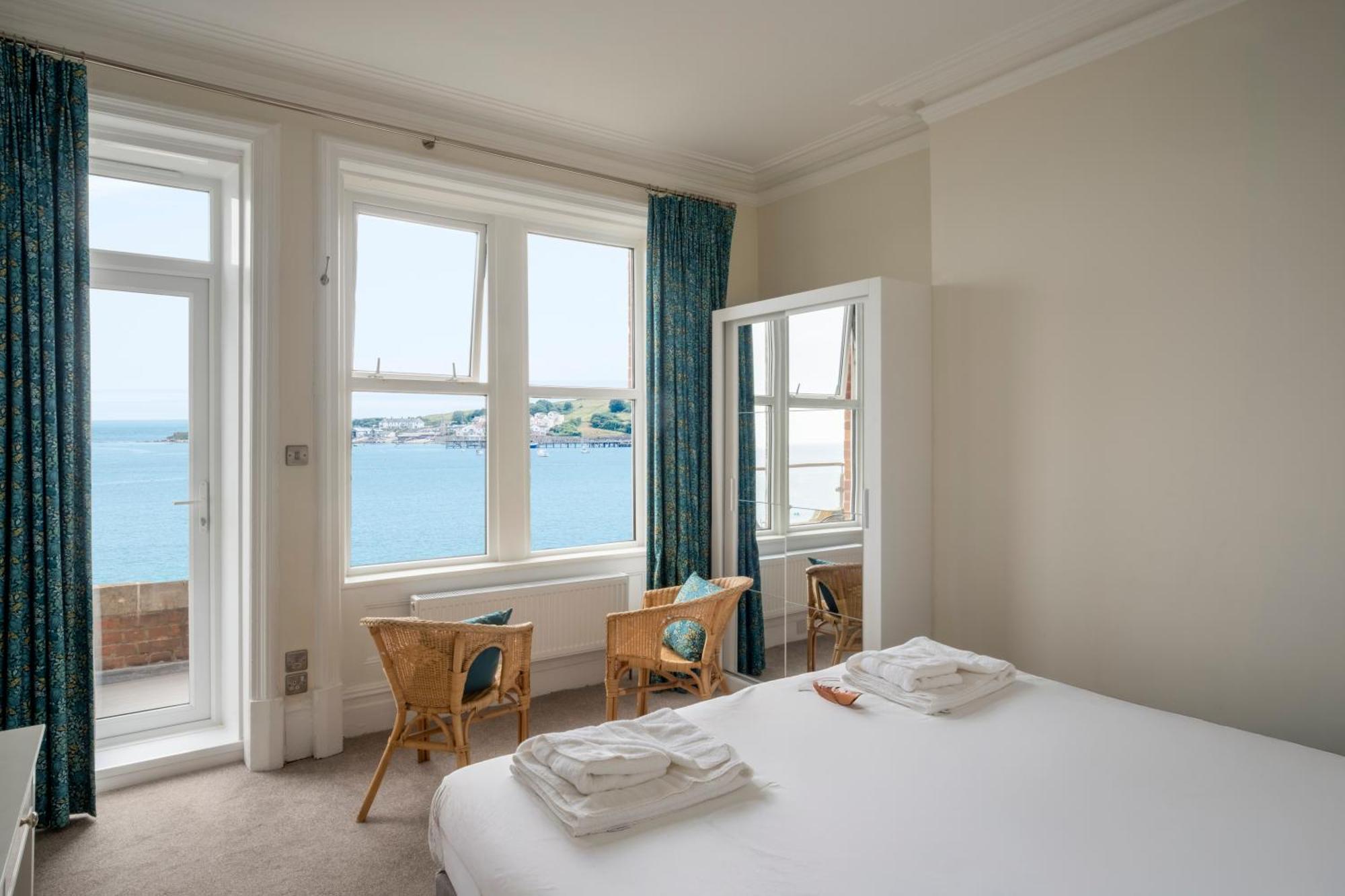 Superior Double / Twin with Sea View and Balcony