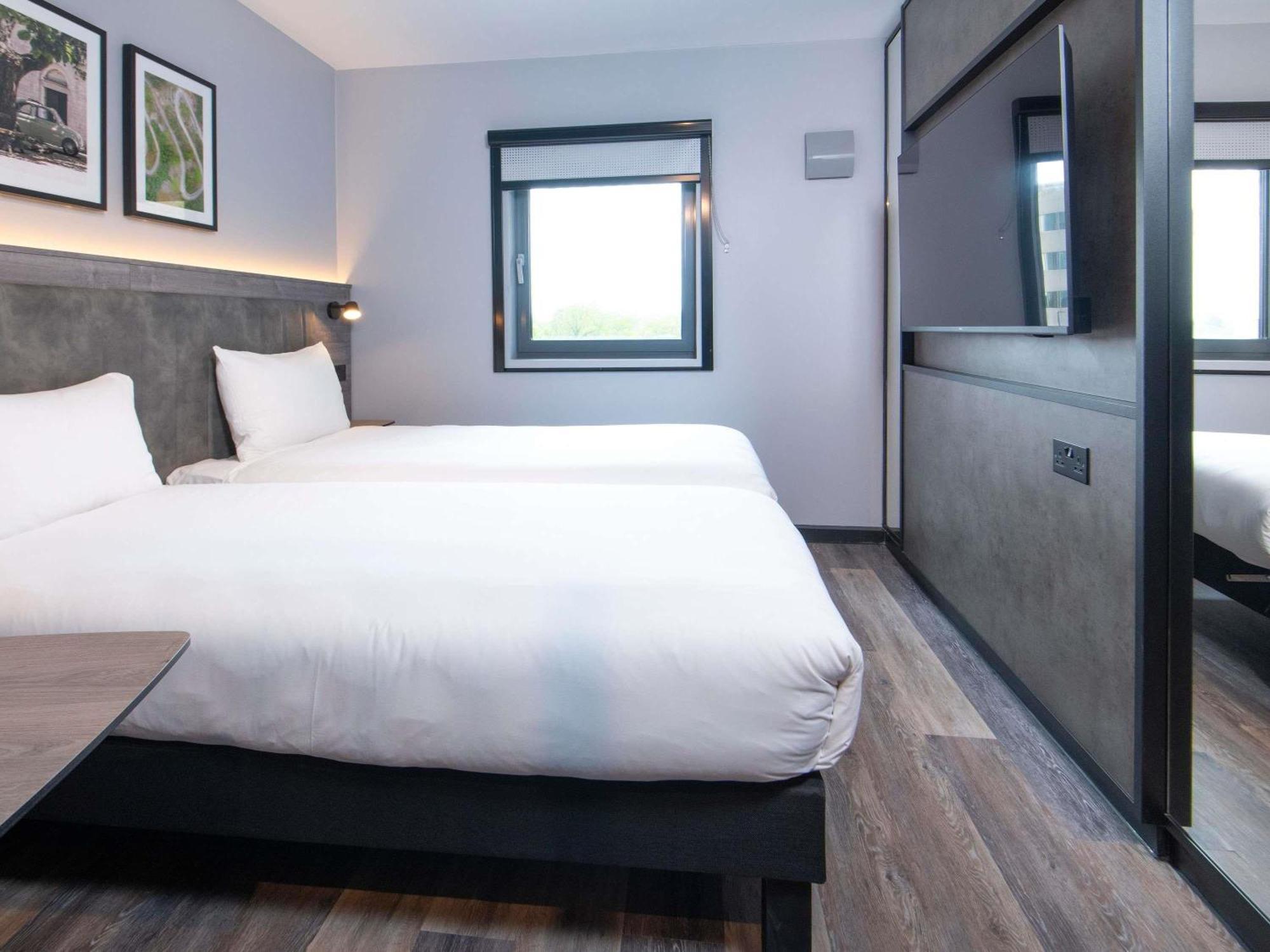 Standard Twin Room,1704889570:JPEG