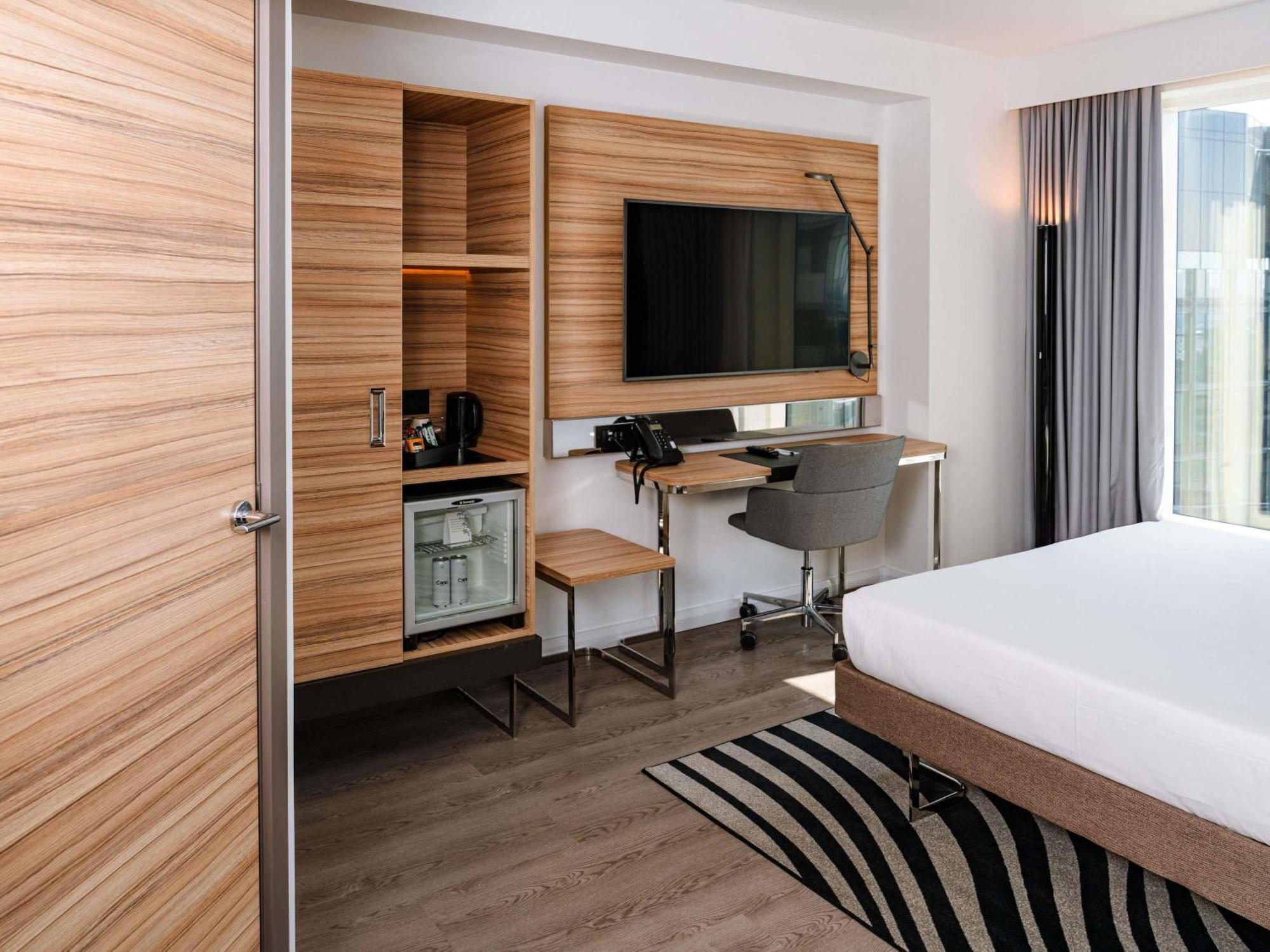 Superior Twin Room Accessible