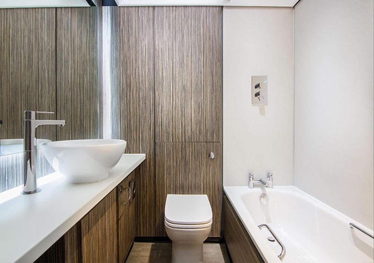 Feature Double Room