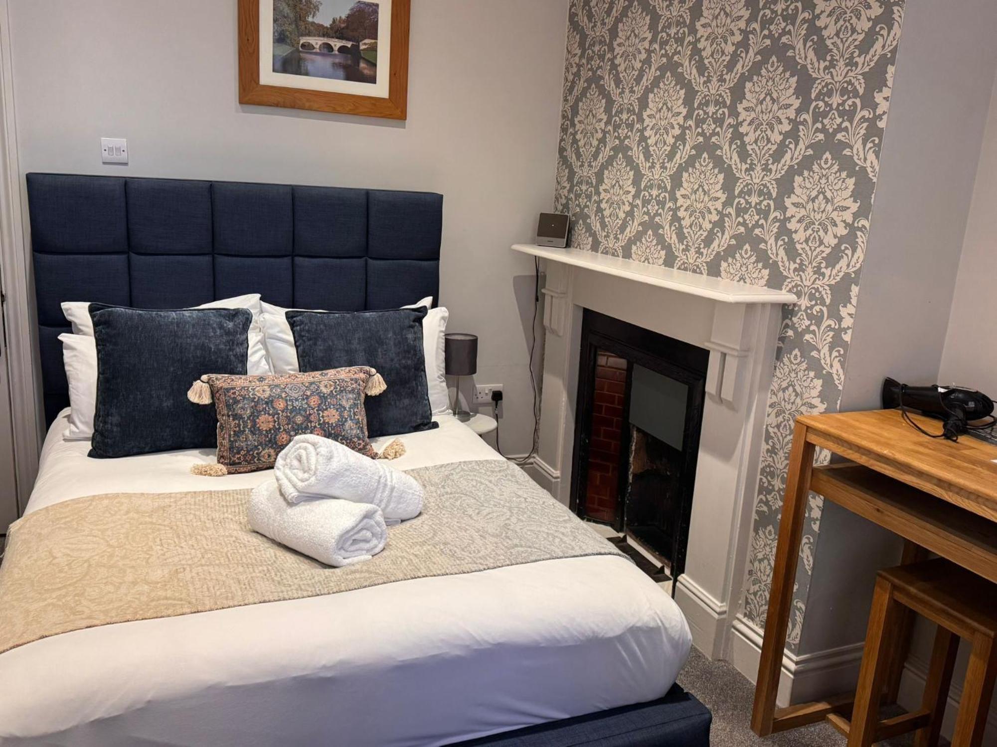 Standard Double Room,1730032380:JPEG