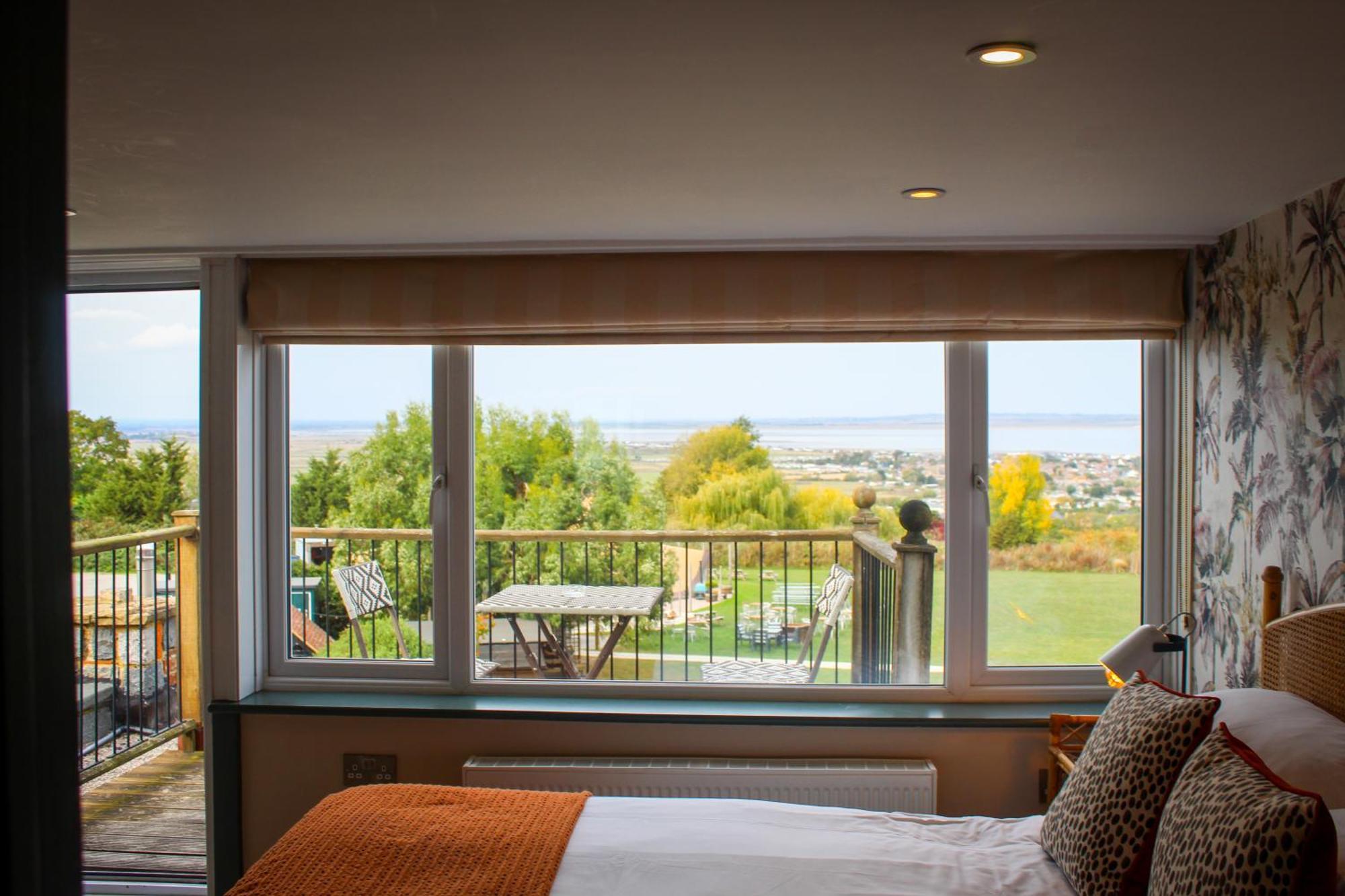 Double Room with Balcony and Sea View