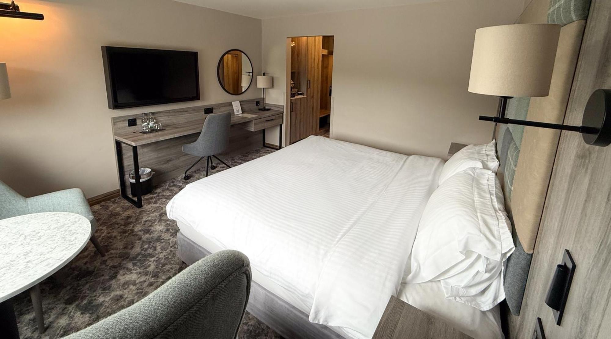 Superior Double Room,1742580531:JPEG
