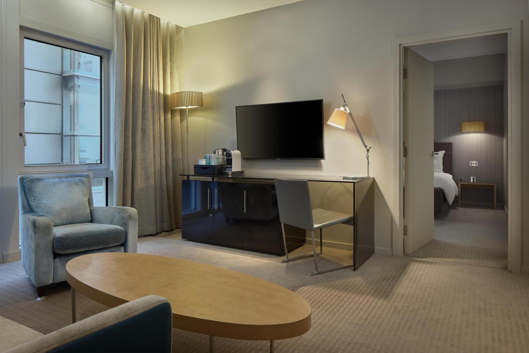 One-Bedroom Suite,1742601631:JPEG