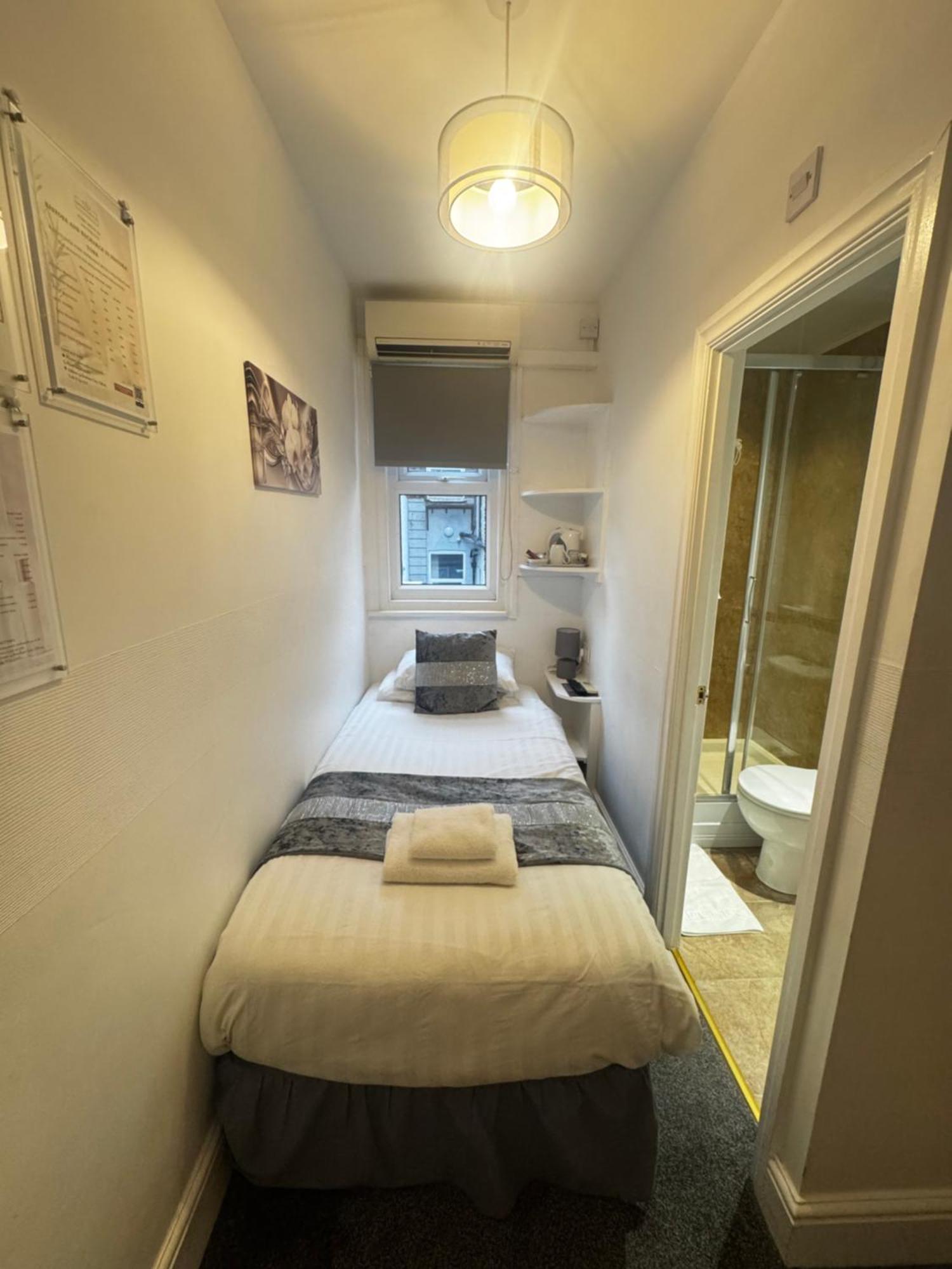 Single Room with Shower