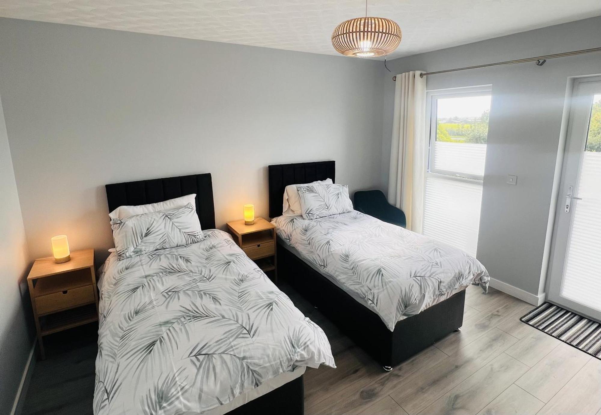 Standard Twin Room,1742728970:JPEG