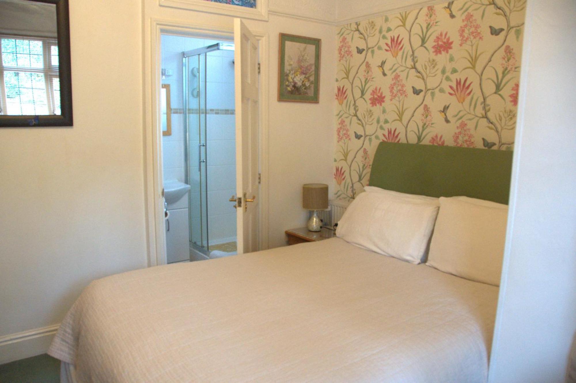 Economy Double Room,1742870246:JPEG