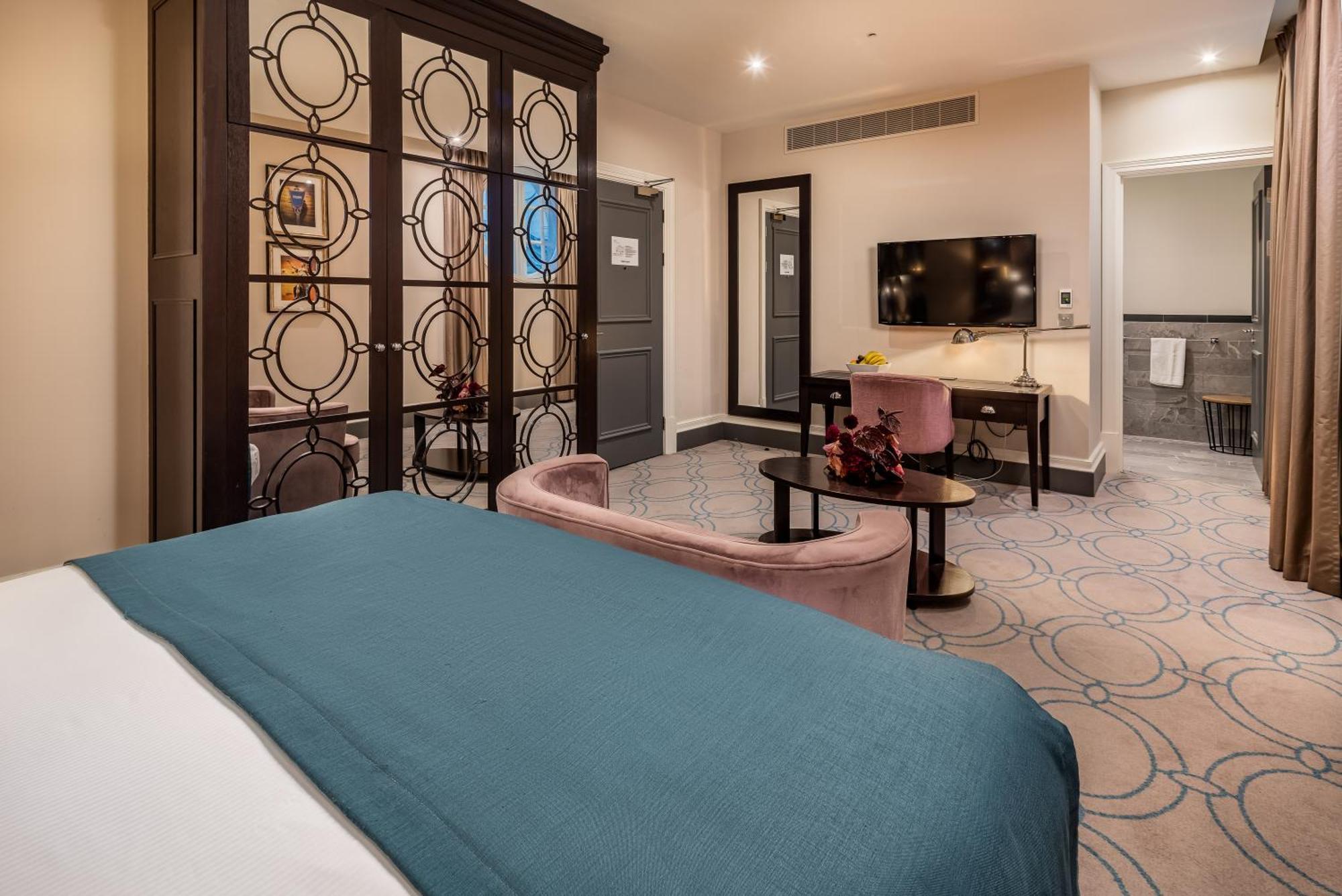 Shoreditch Suite