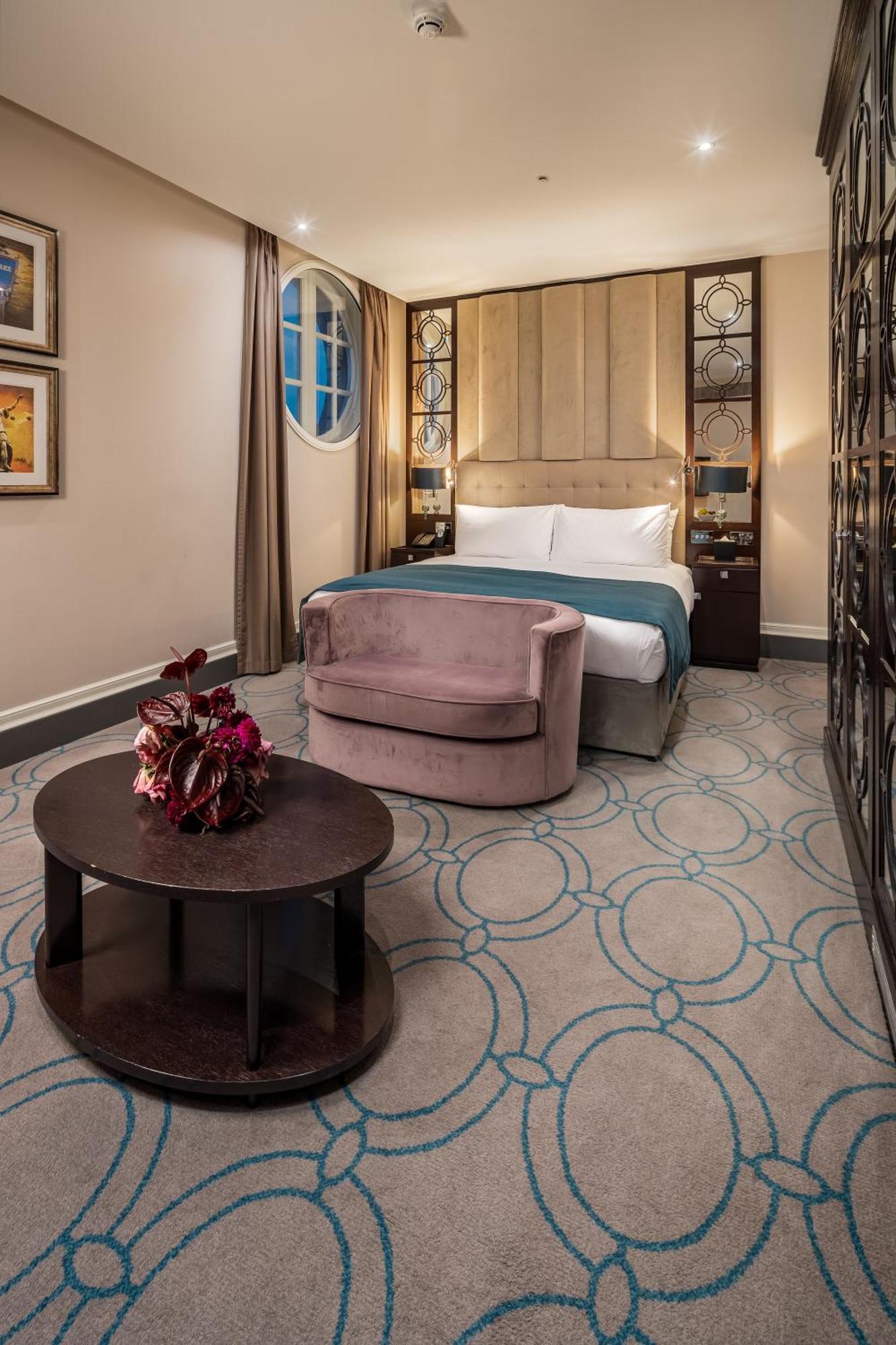 Shoreditch Suite