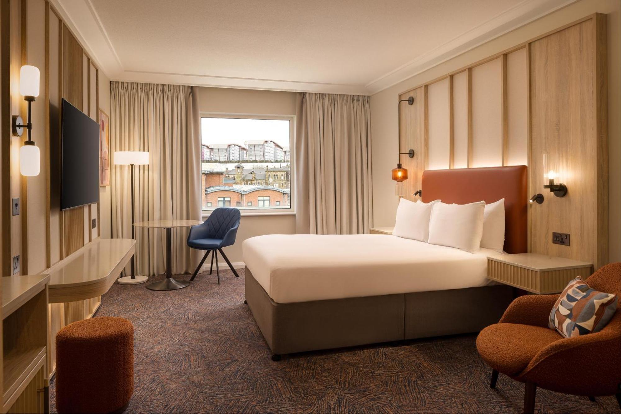 Double Room,1756394412:JPEG