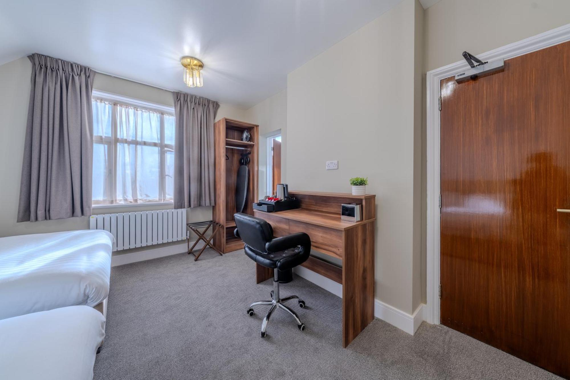 Family Suite,1756397202:JPEG