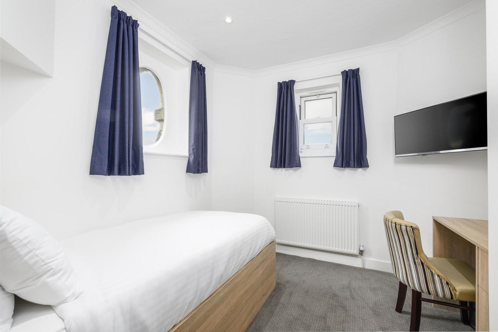 Single Room,1756528462:JPEG