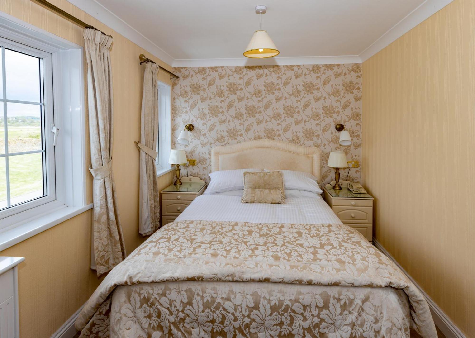 Standard Double or Twin Room,1756573241:JPEG