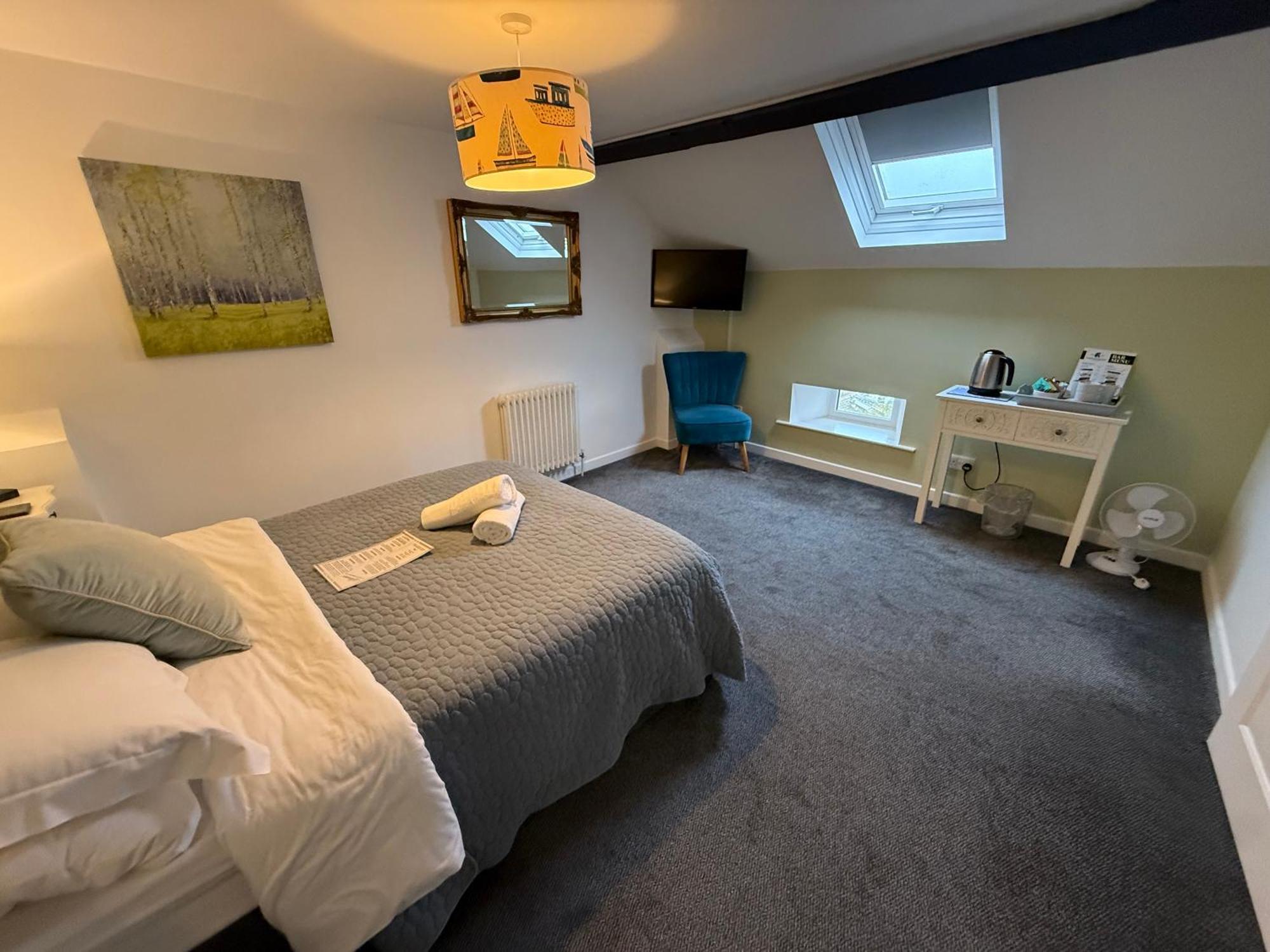 Large Double Room,1756722244:JPEG