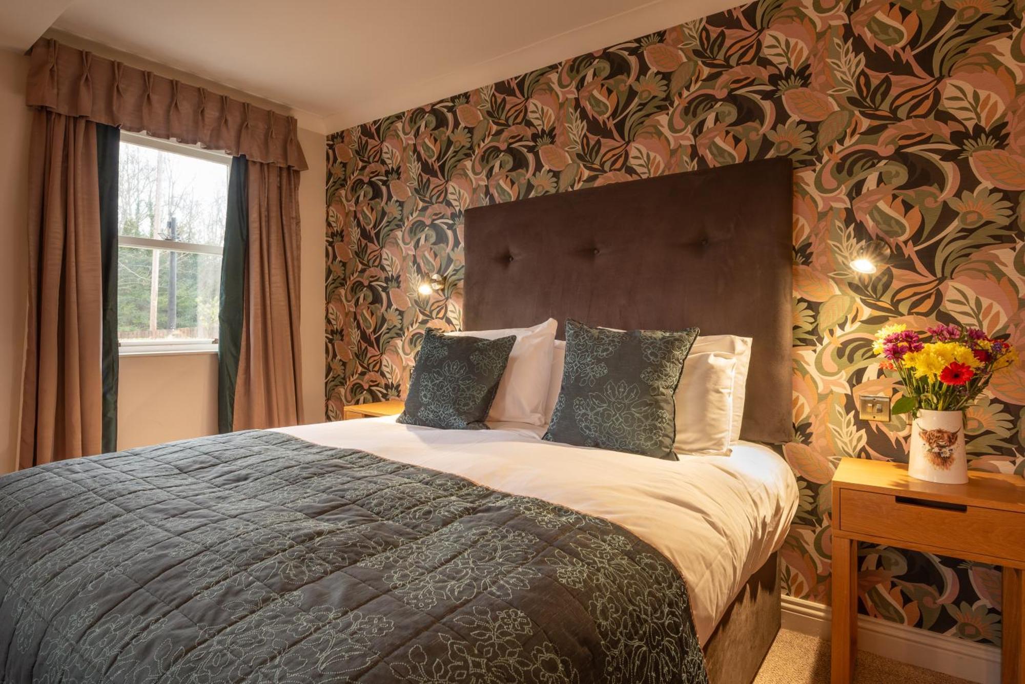 Deluxe Double Room,1758527244:JPEG
