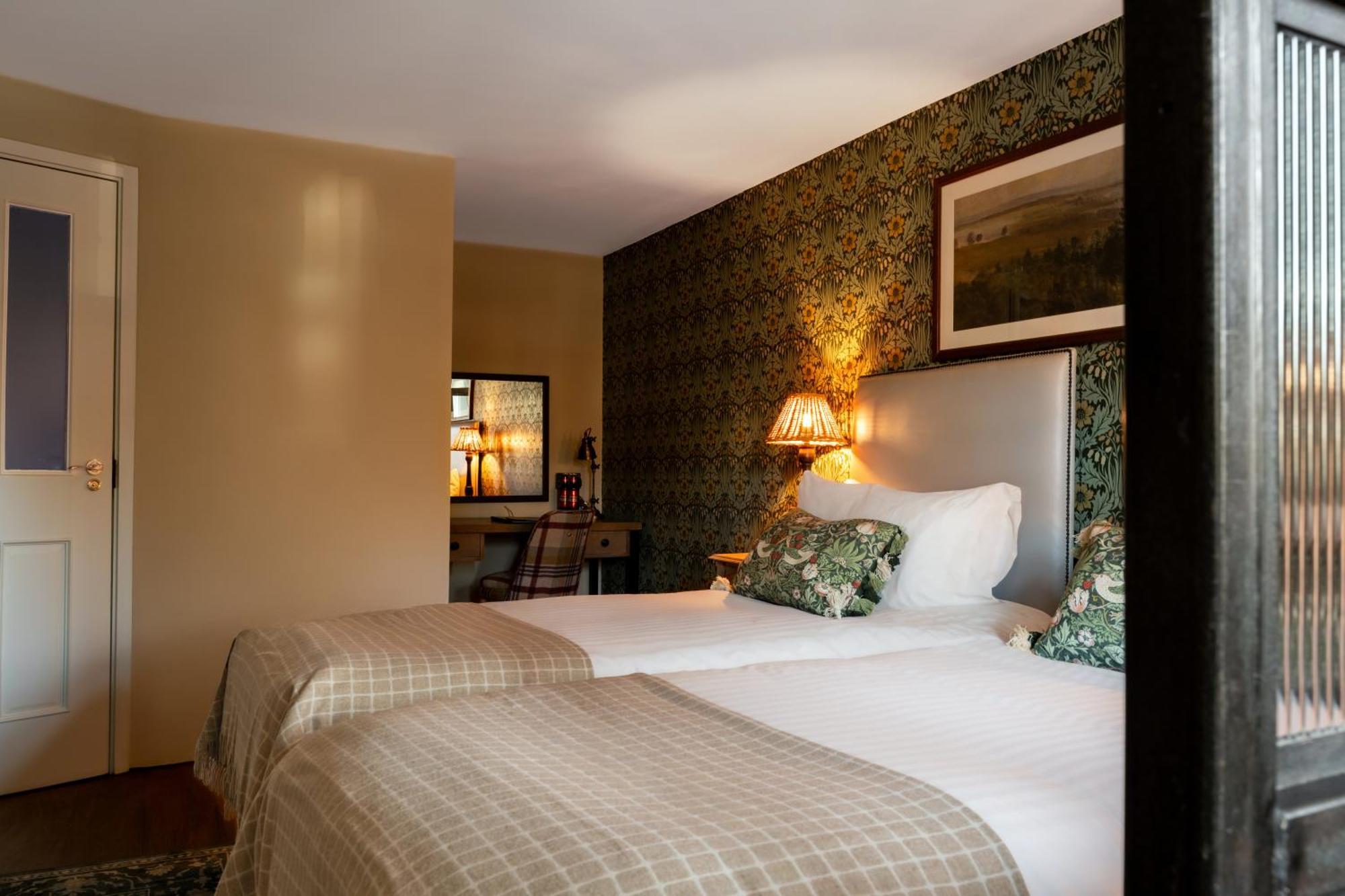 King or Twin Room,1758530305:JPEG