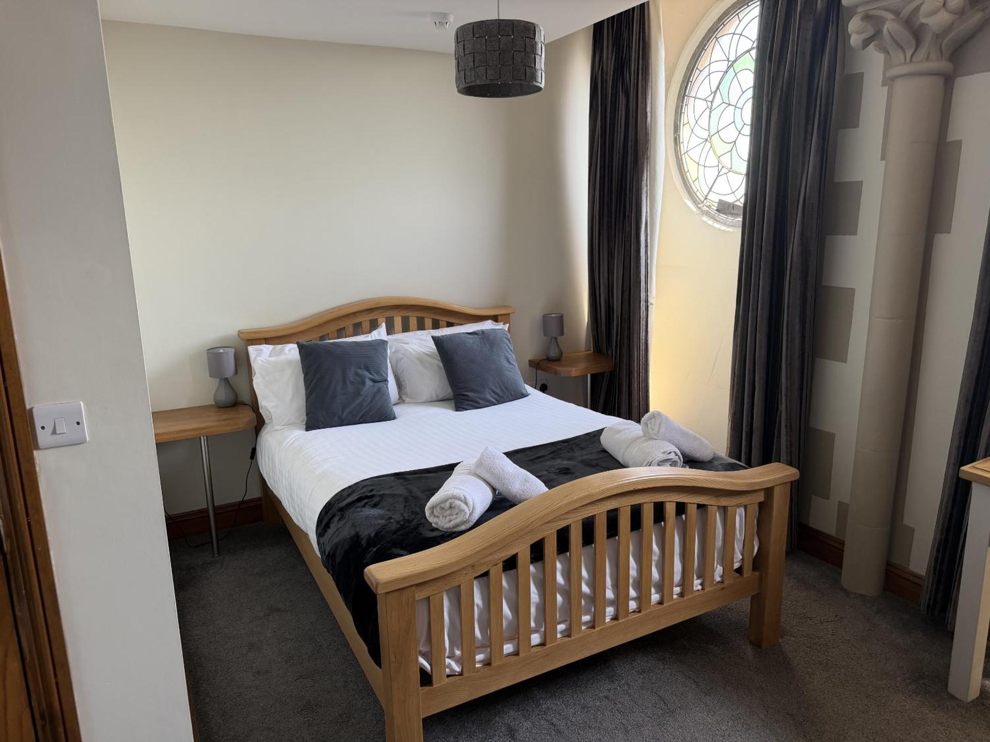 Deluxe Double Room Shower,1771660555:JPEG