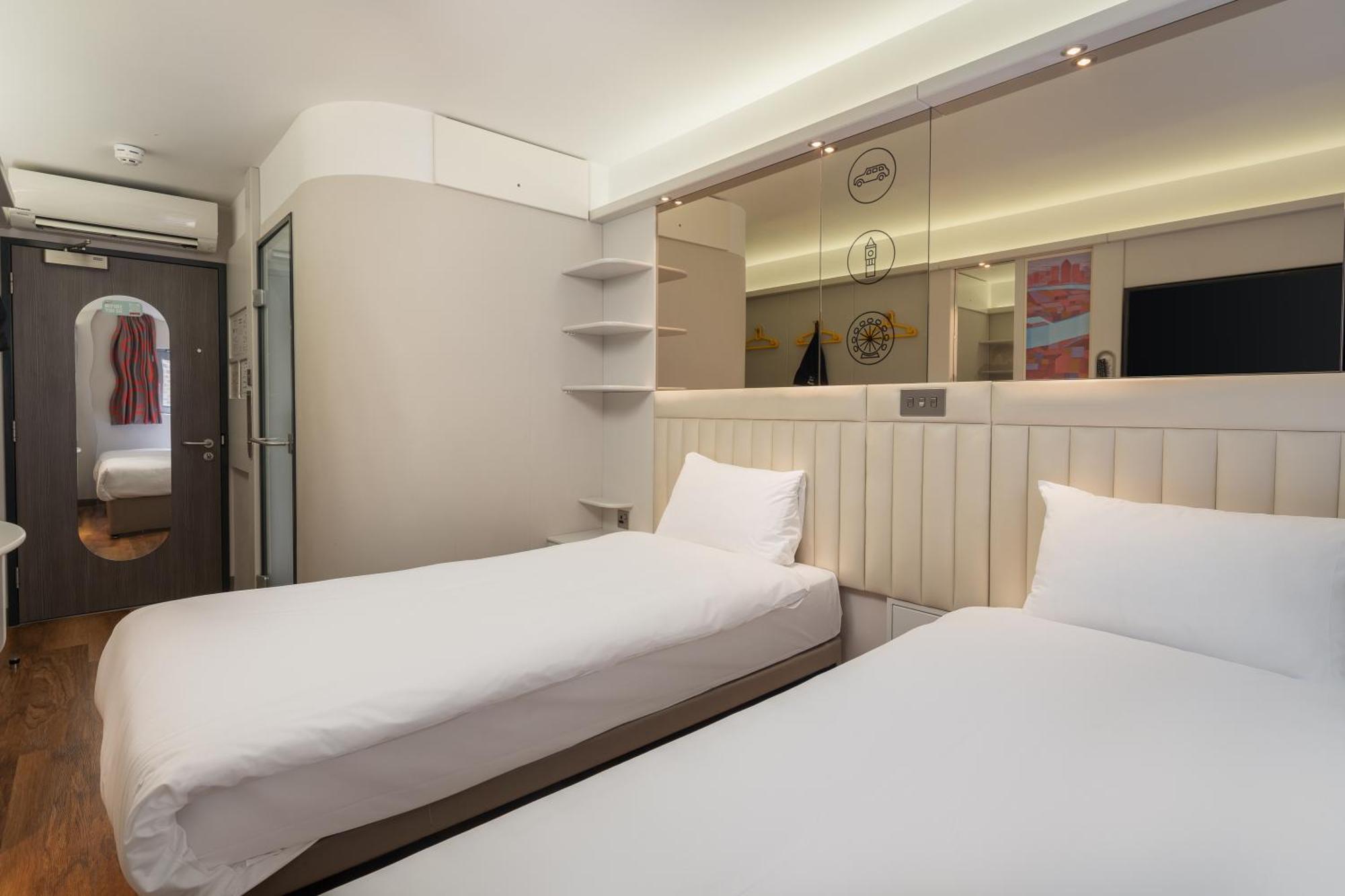 Classic Twin Room - With Window