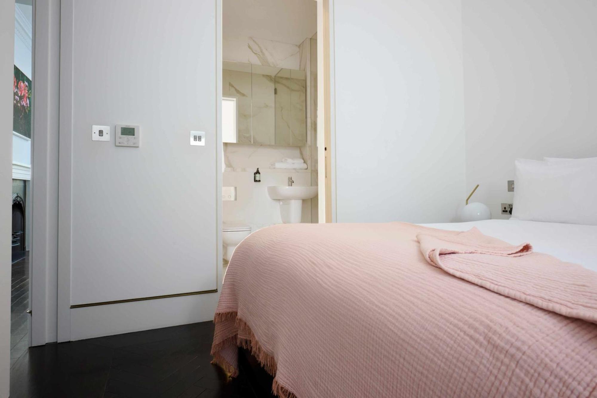 One Bedroom Suite