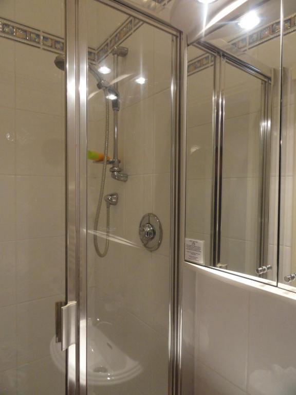 Standard Double Room,19554569:JPEG